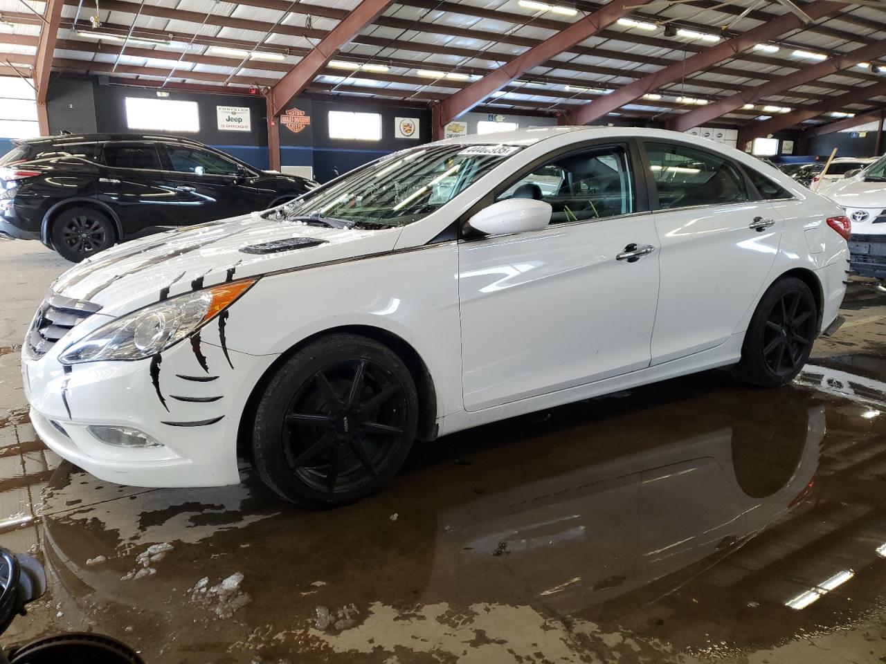 2013 Hyundai Sonata - Image 1