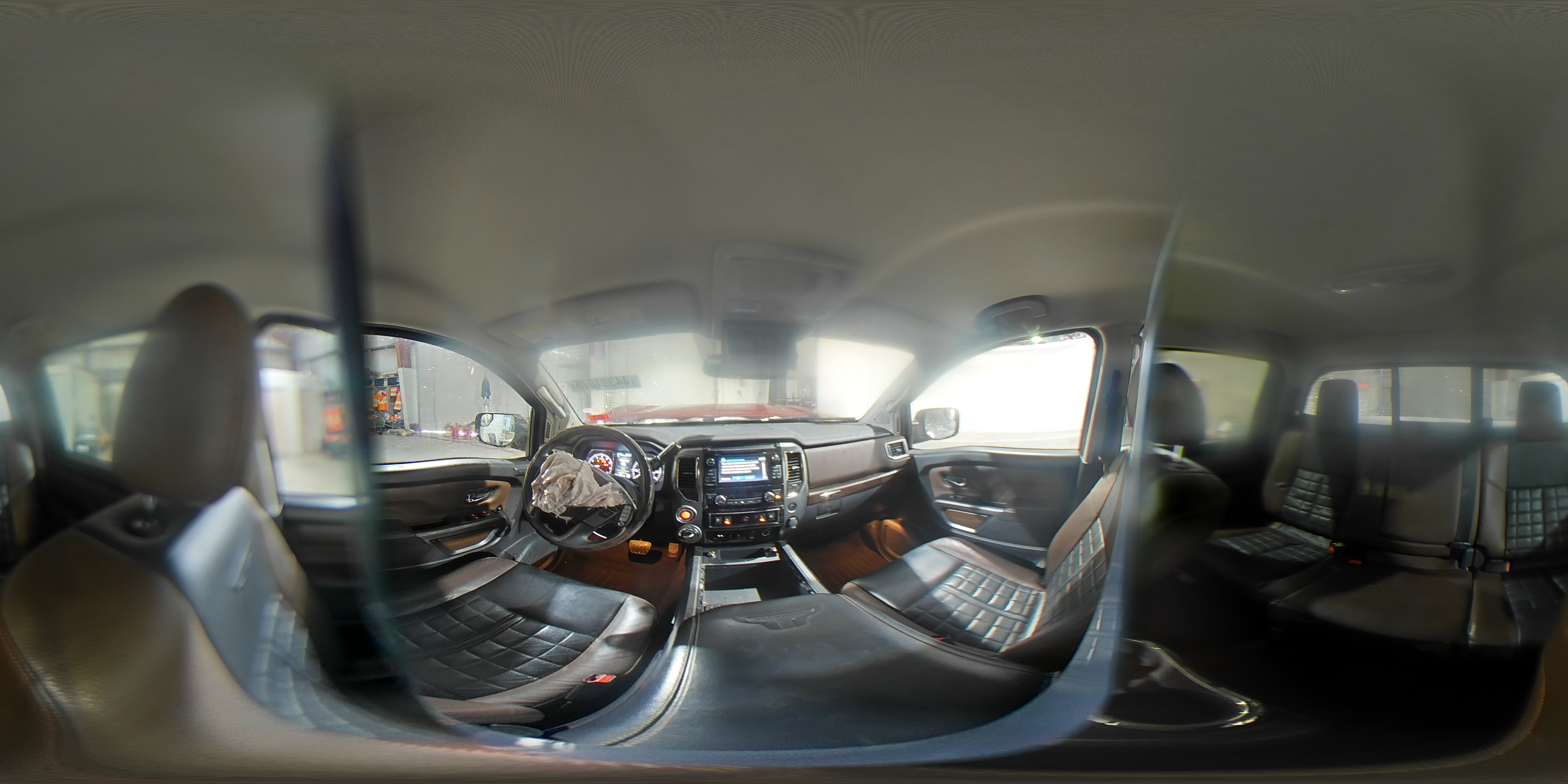 2017 Nissan Titan - Image 14