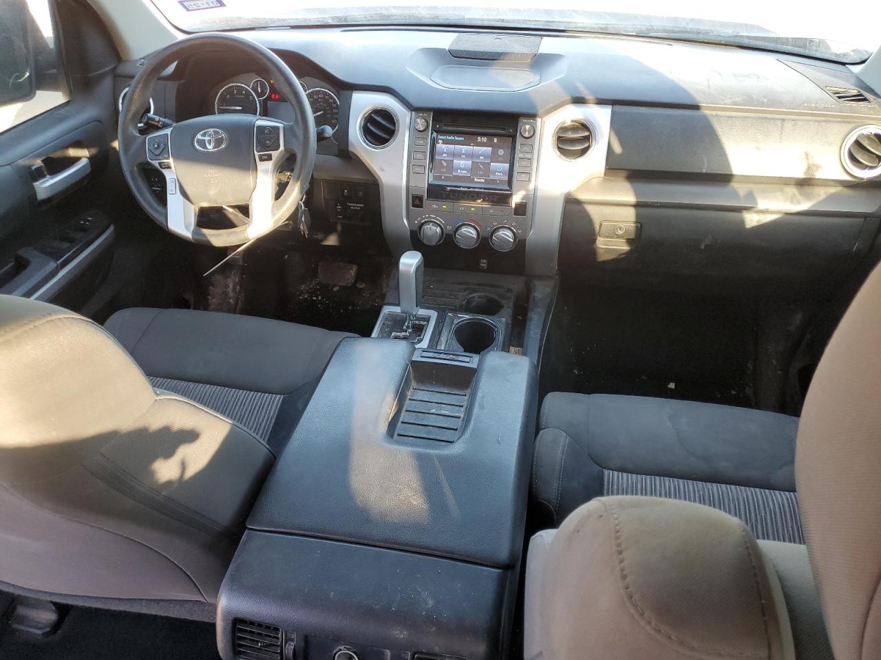 2017 Toyota Tundra - Image 8