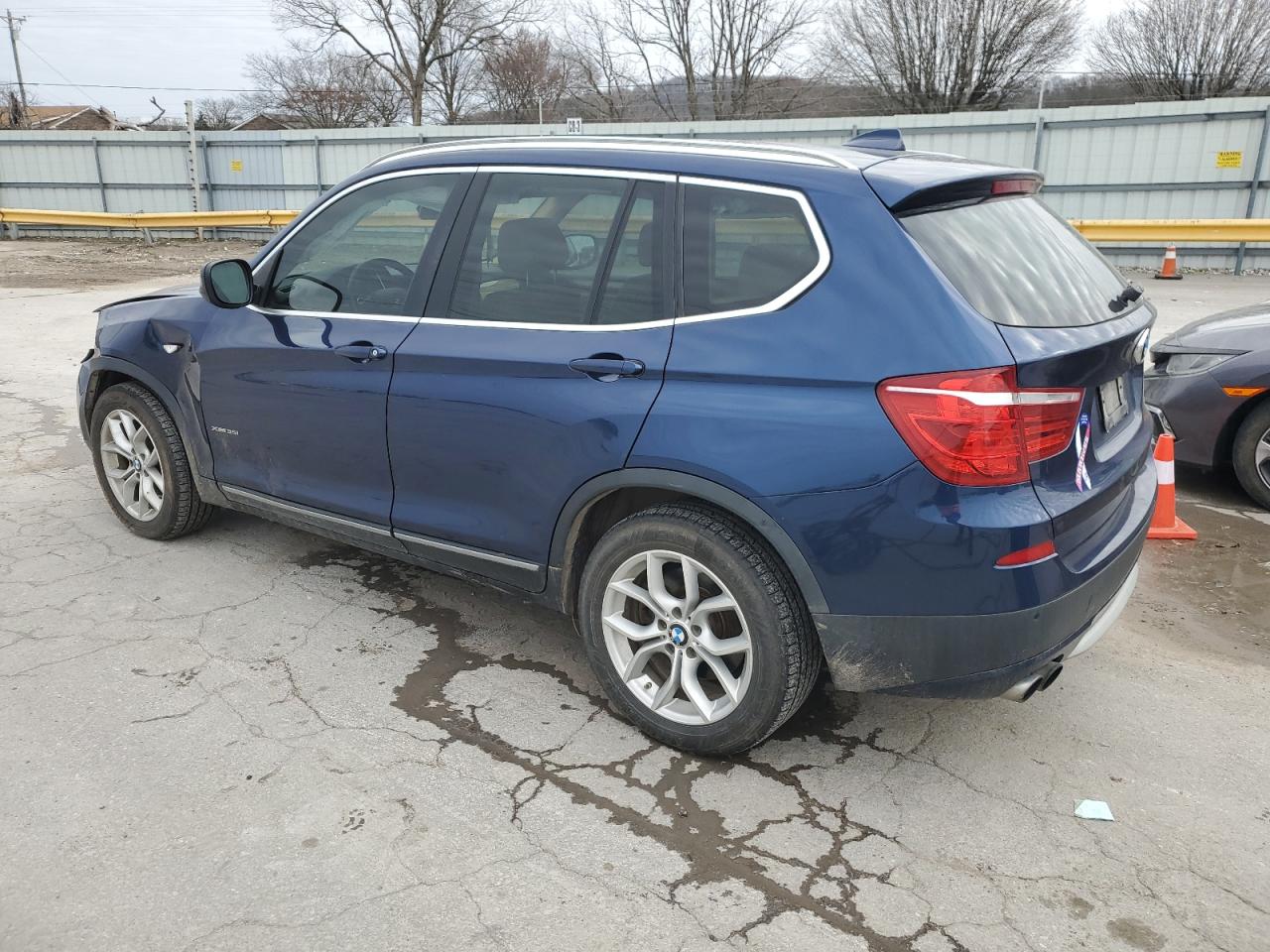 2011 BMW X3 - Image 2