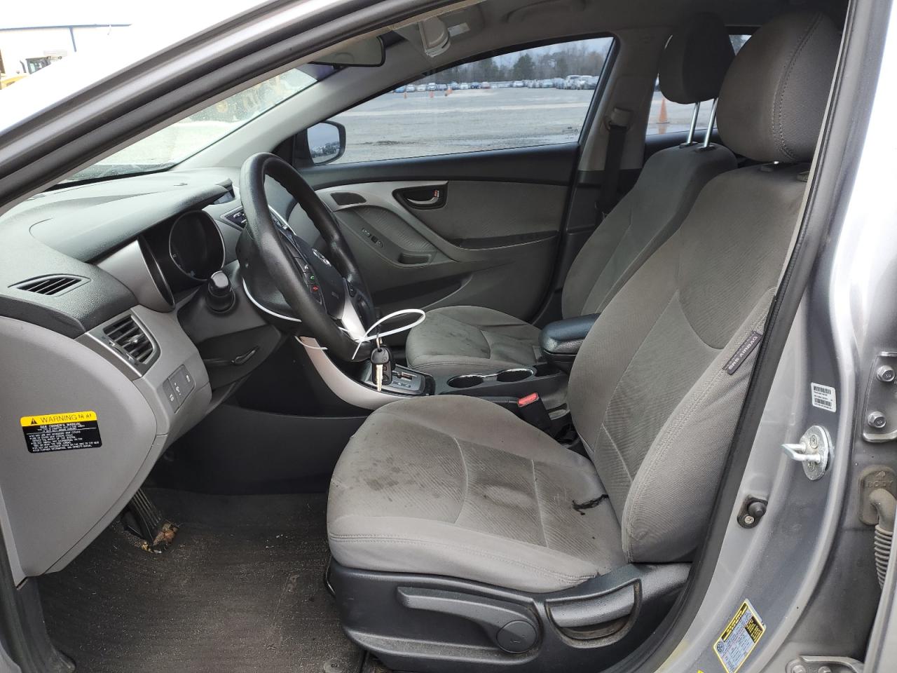 2013 Hyundai Elantra - Image 7