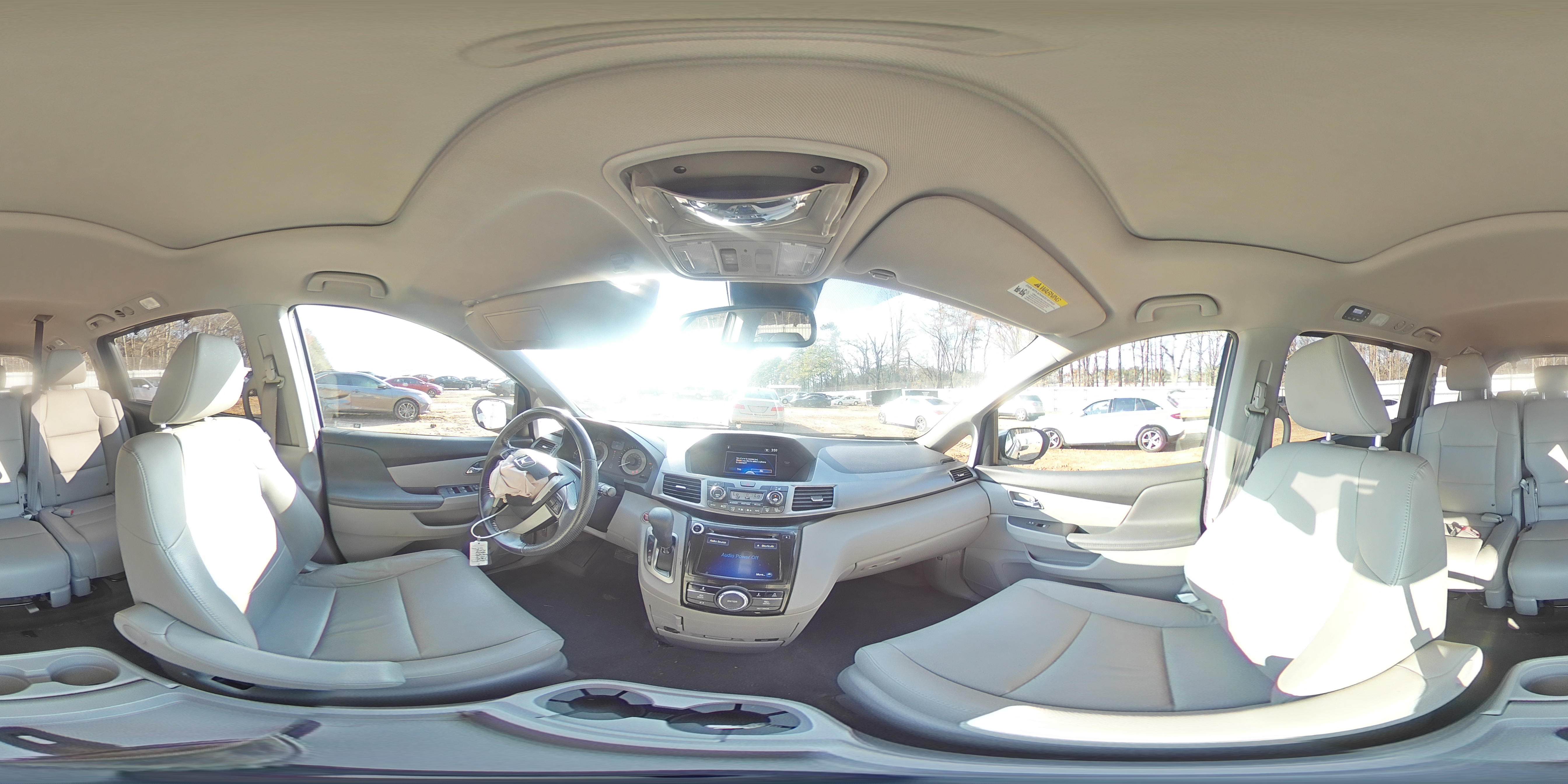 2016 Honda Odyssey - Image 13
