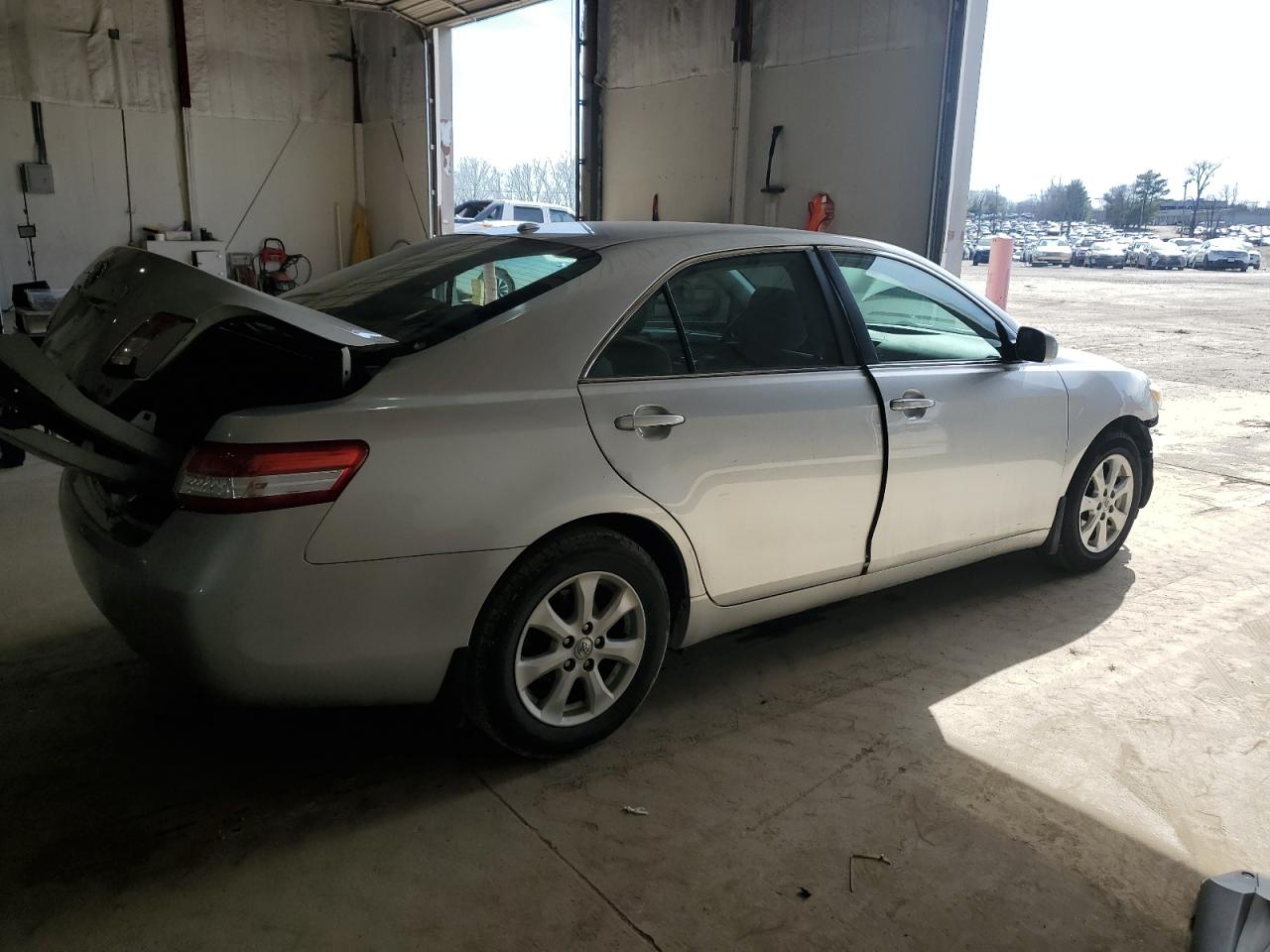 2011 Toyota Camry - Image 3