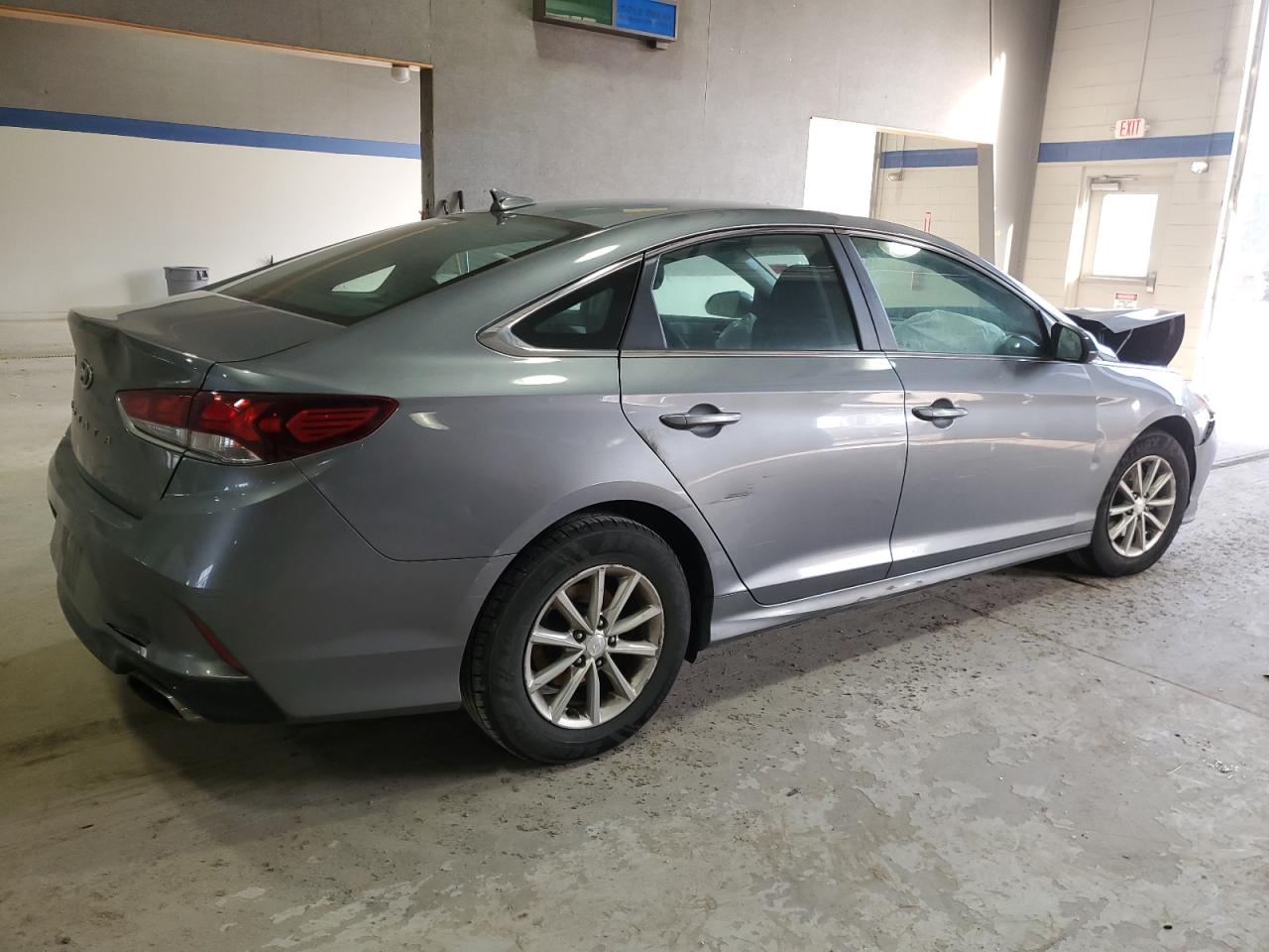 2019 Hyundai Sonata - Image 3