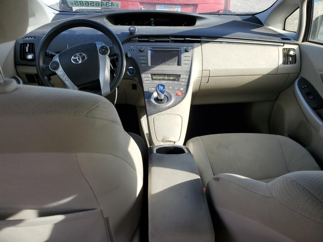 2012 Toyota Prius - Image 8