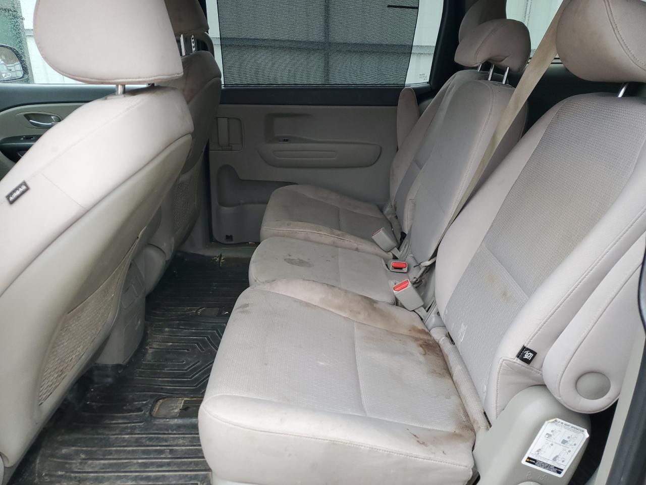 2016 Kia Sedona - Image 11