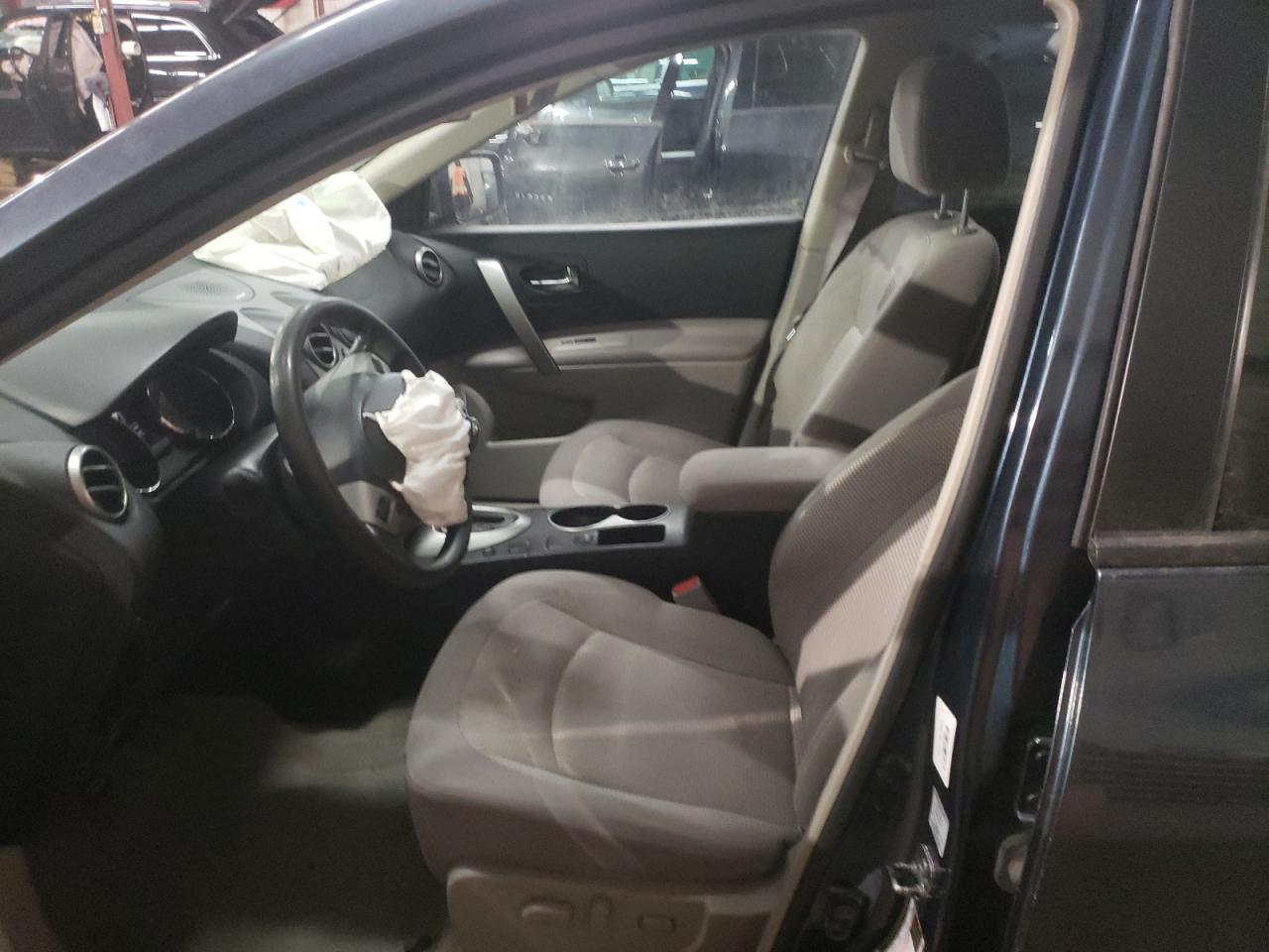 2013 Nissan Rogue - Image 7