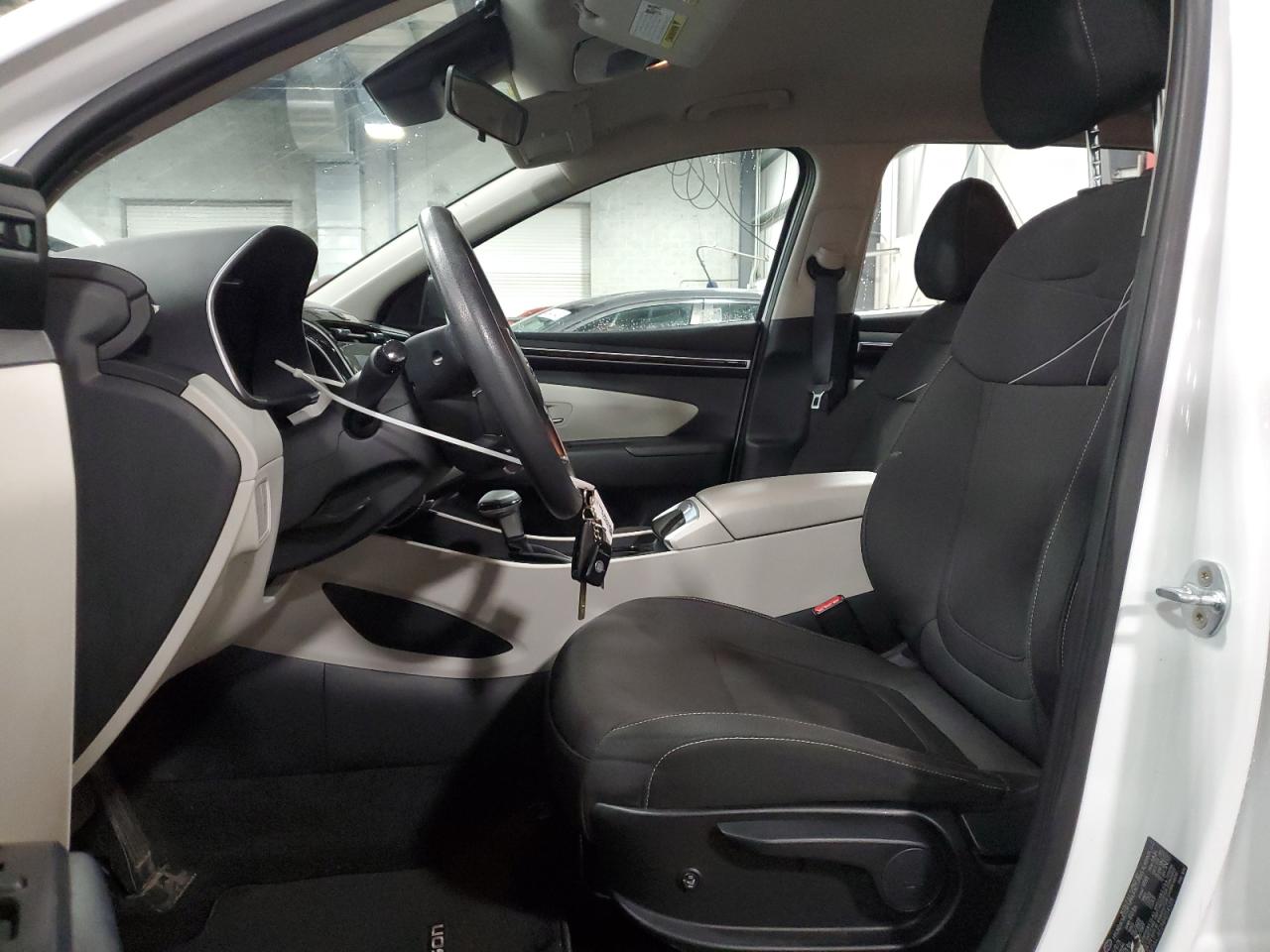 2022 Hyundai Tucson - Image 7
