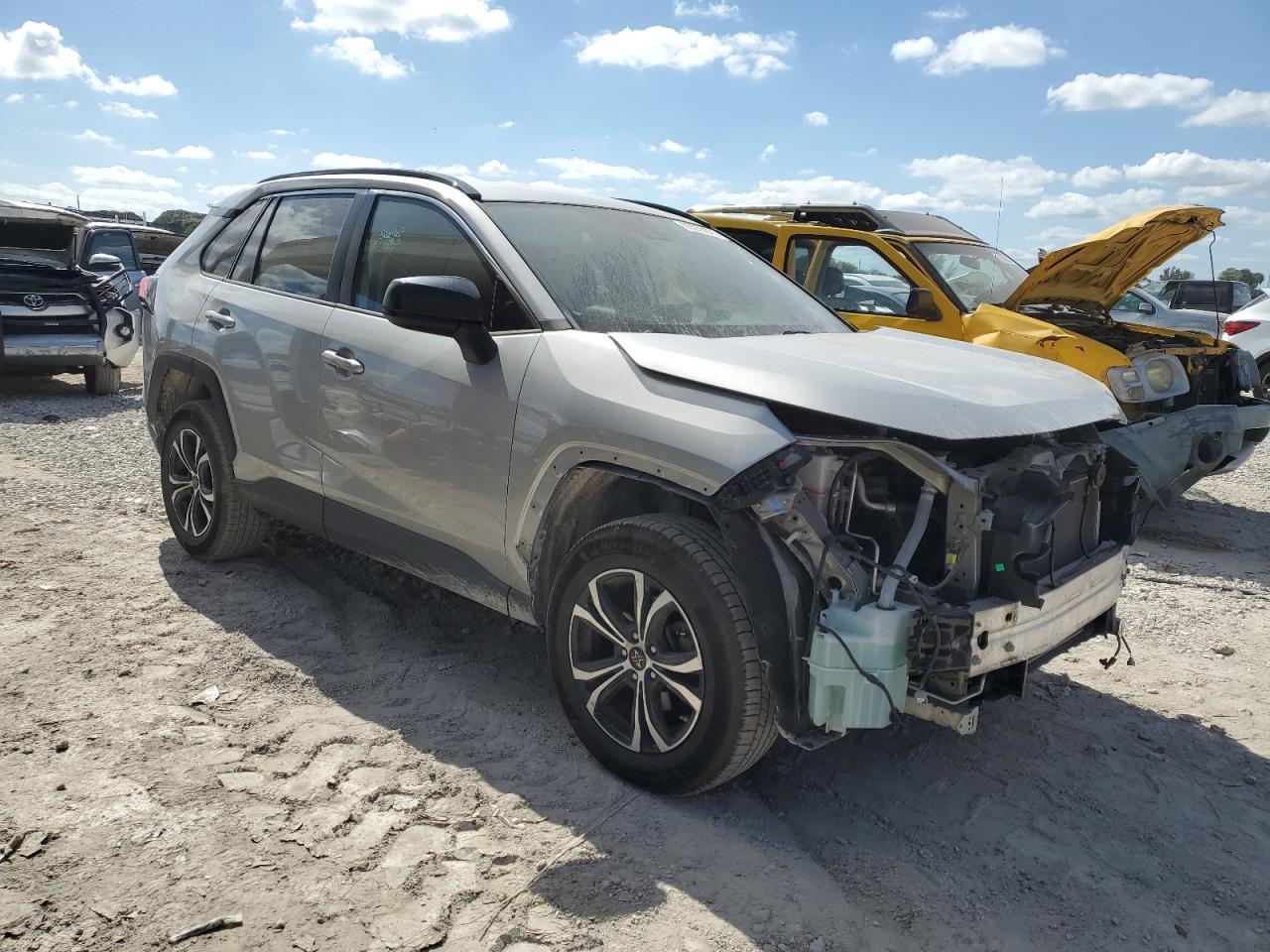 2019 Toyota RAV 4 - Image 4