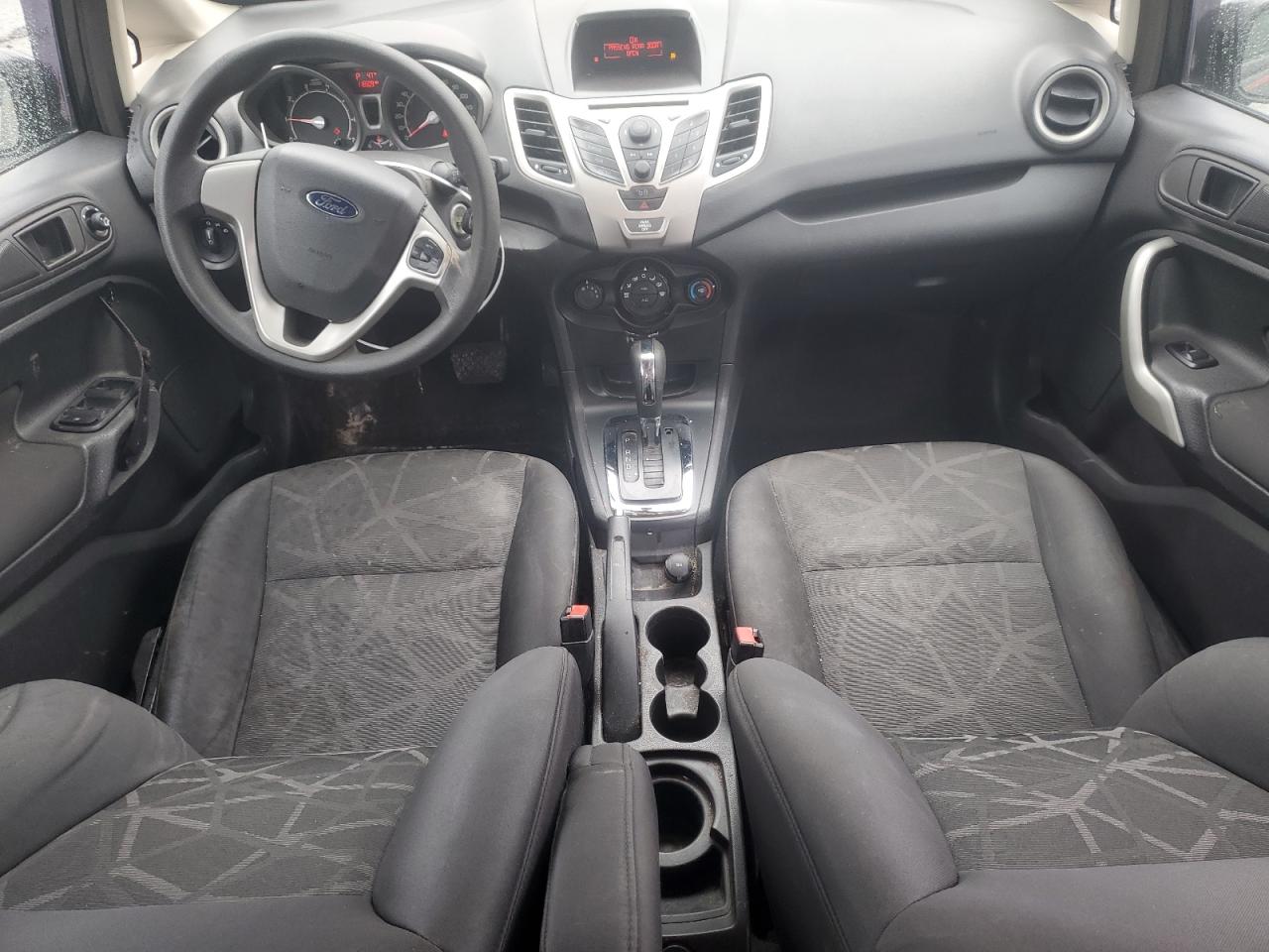 2012 Ford Fiesta - Image 8