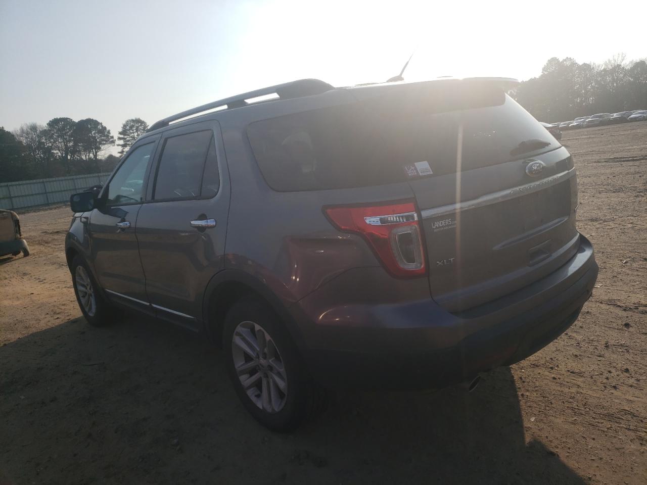 2014 Ford Explorer - Image 2