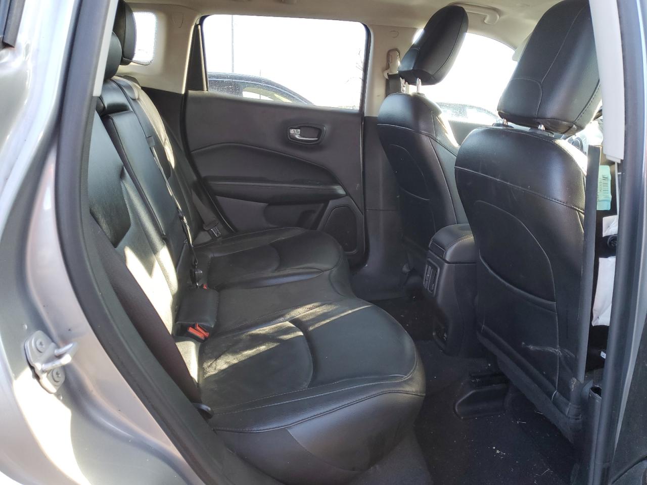 2021 Jeep Compass - Image 11