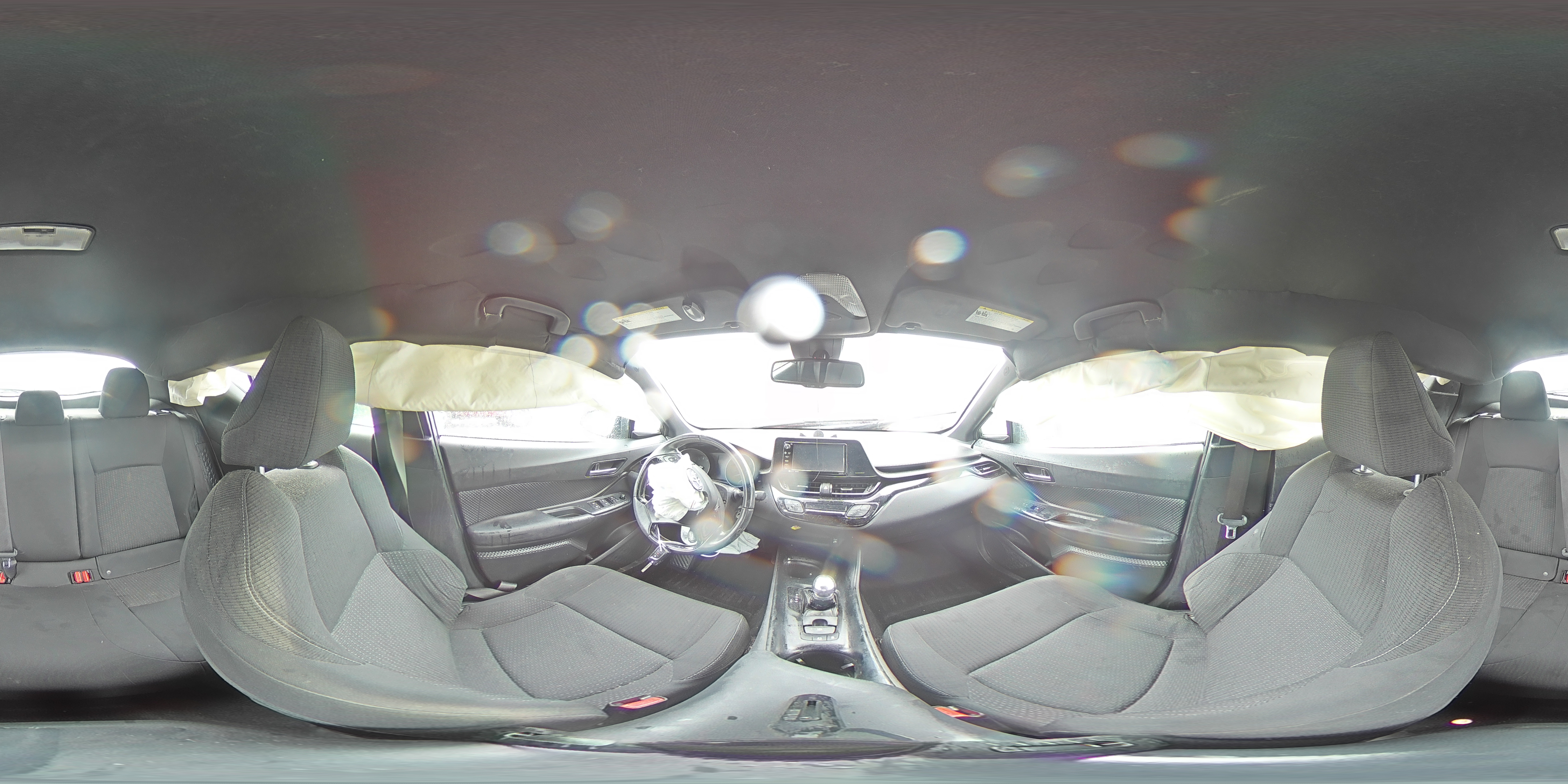 2018 Toyota C-HR - Image 14