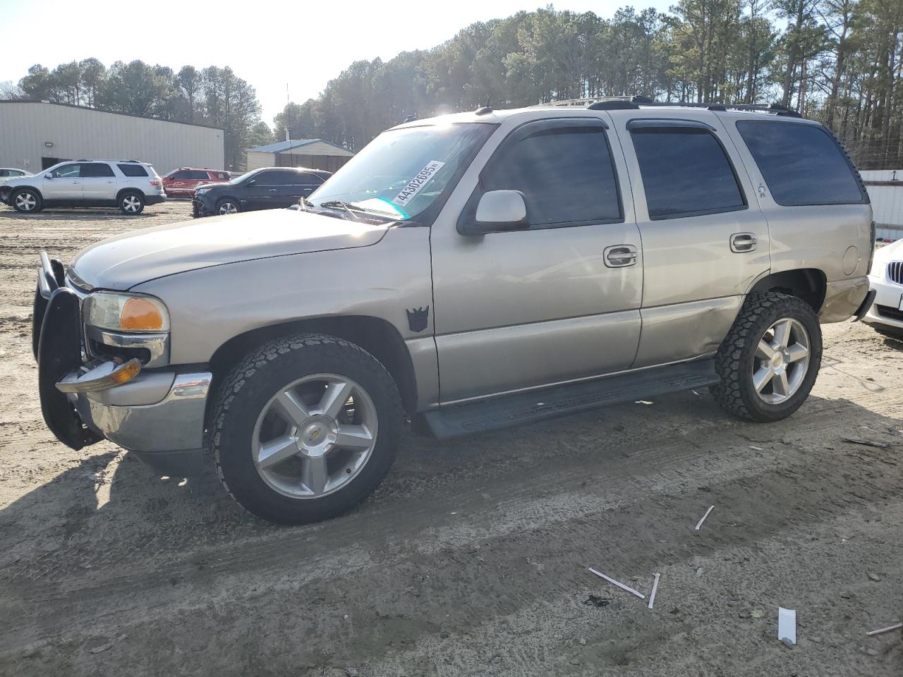 2003 GMC Yukon - Image 1