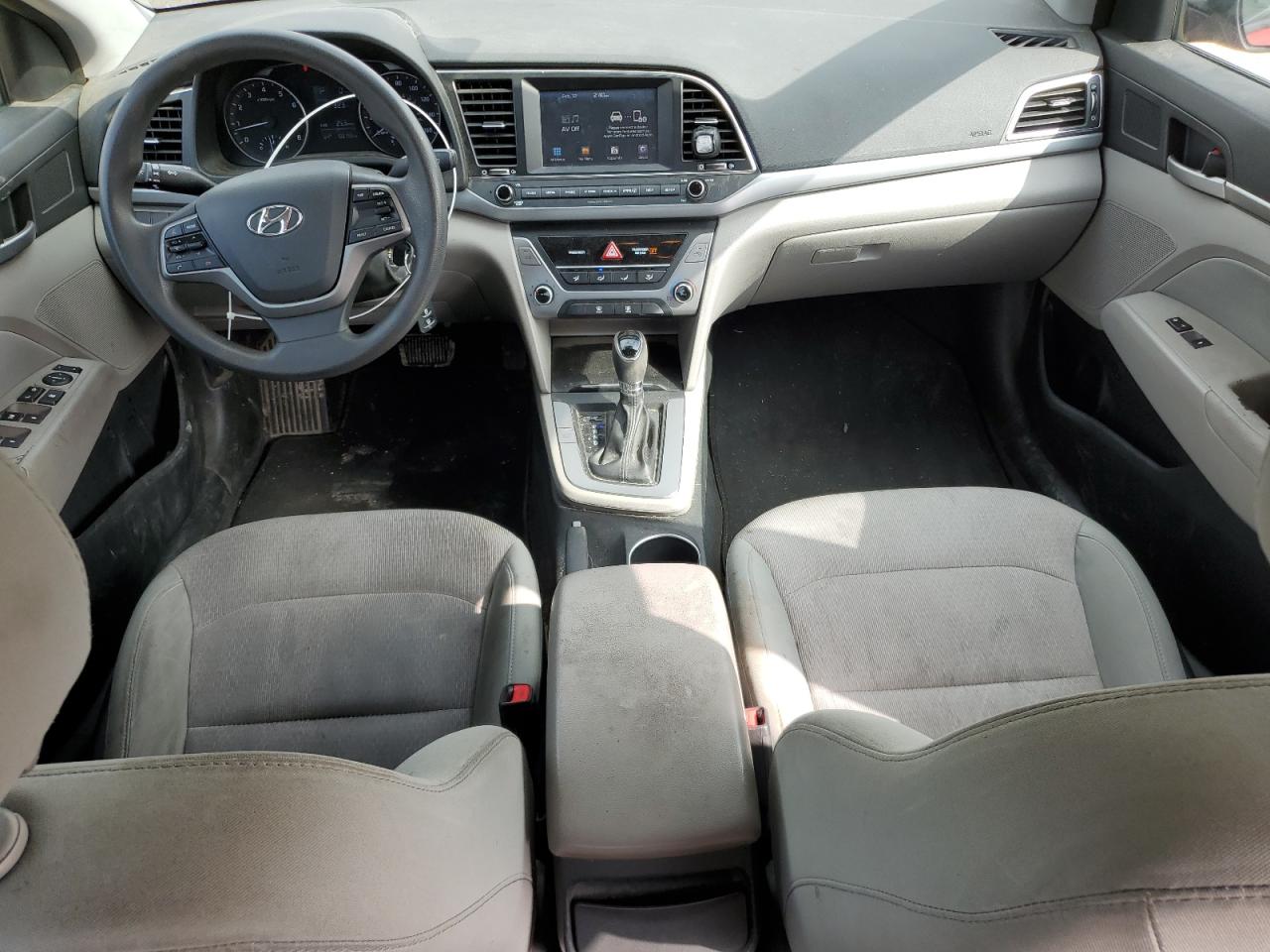 2017 Hyundai Elantra - Image 8