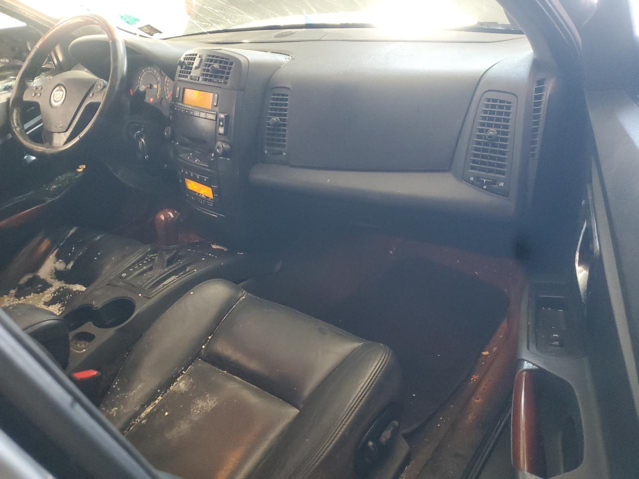 2004 Cadillac CTS - Image 8