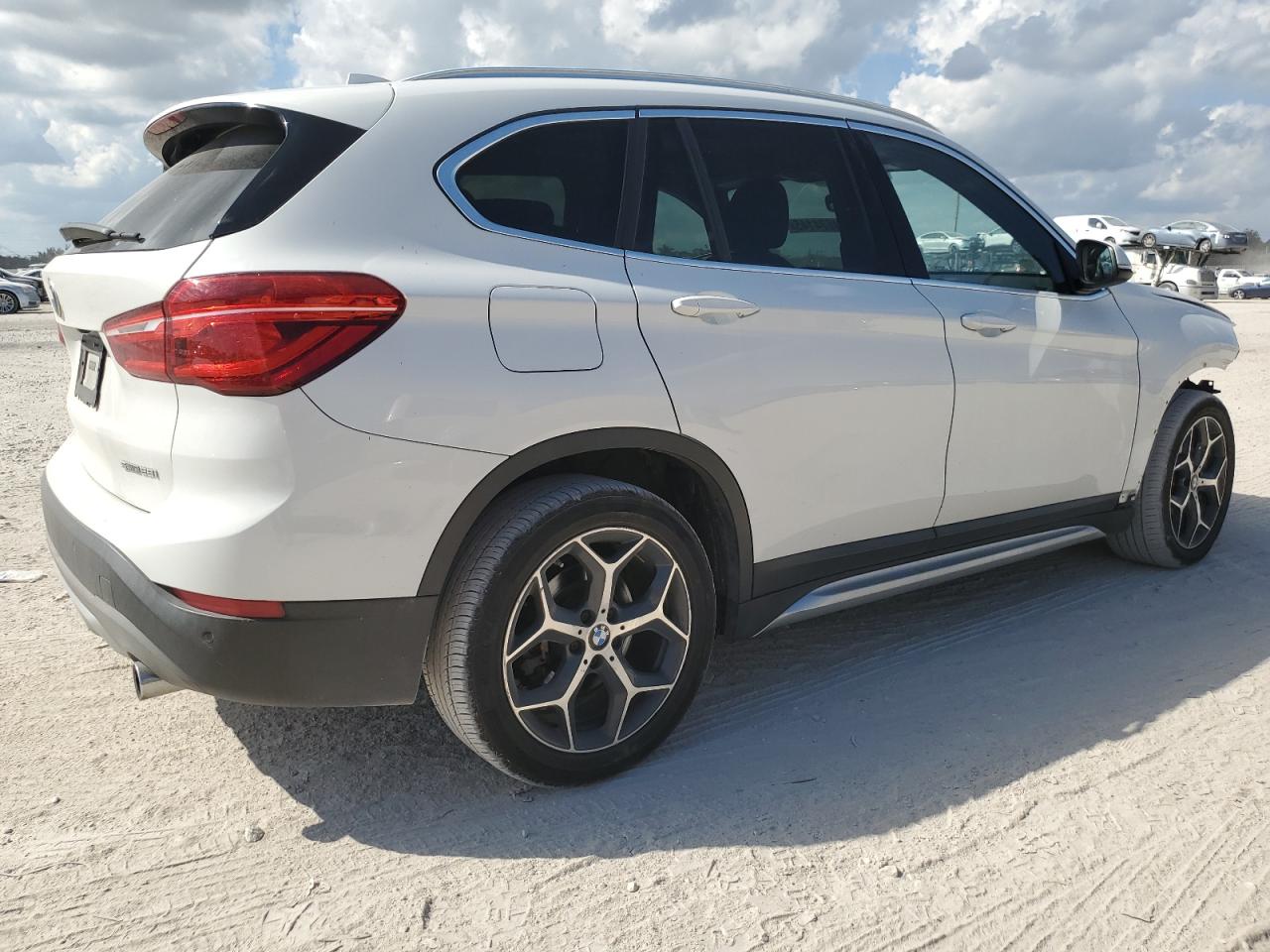 2019 BMW X1 - Image 3