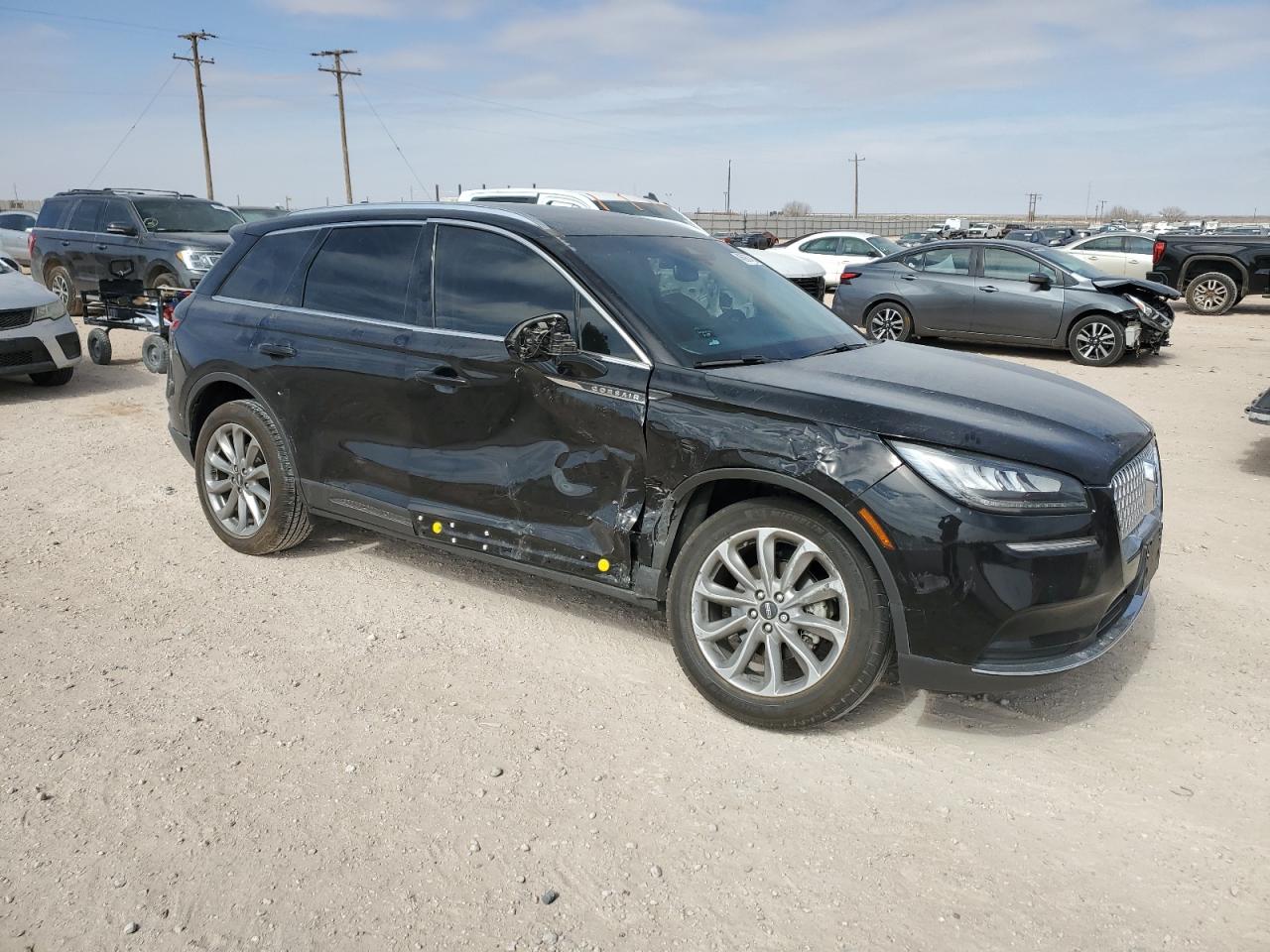 2022 Lincoln Corsair - Image 4