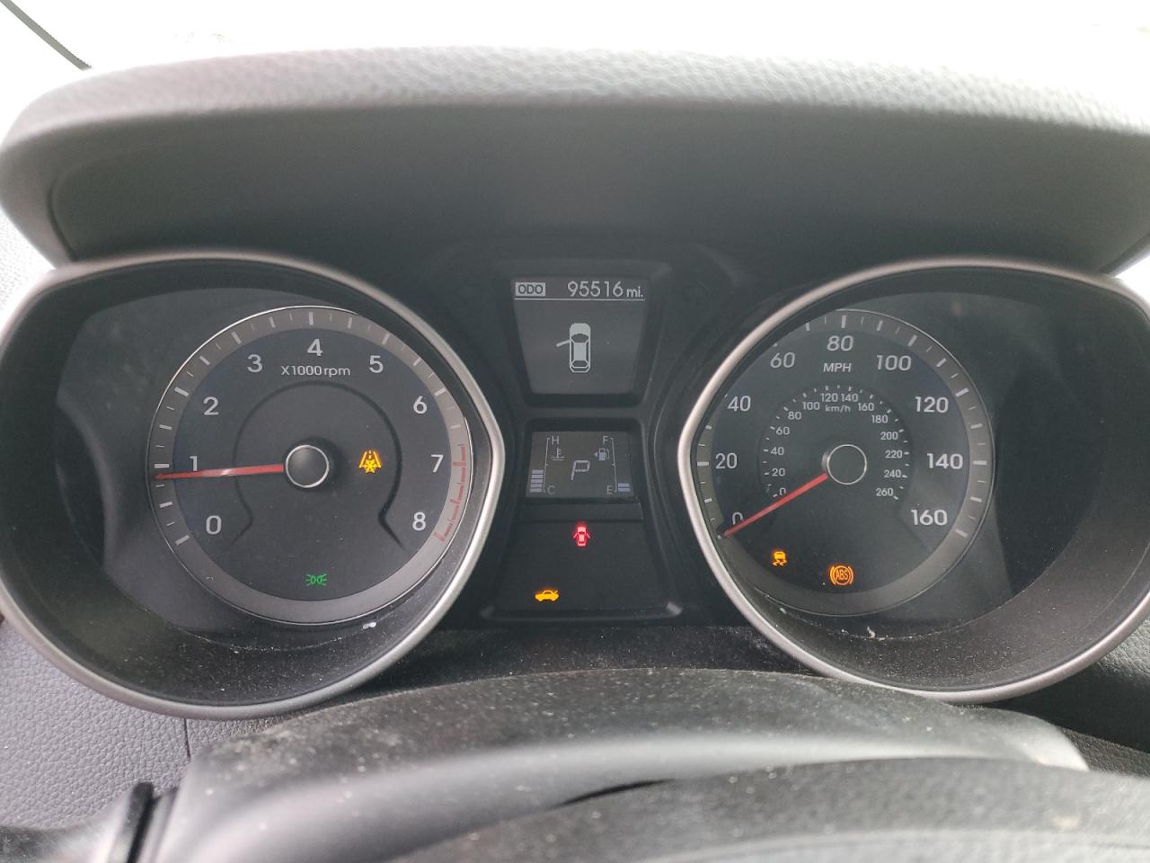 2017 Hyundai Elantra - Image 9