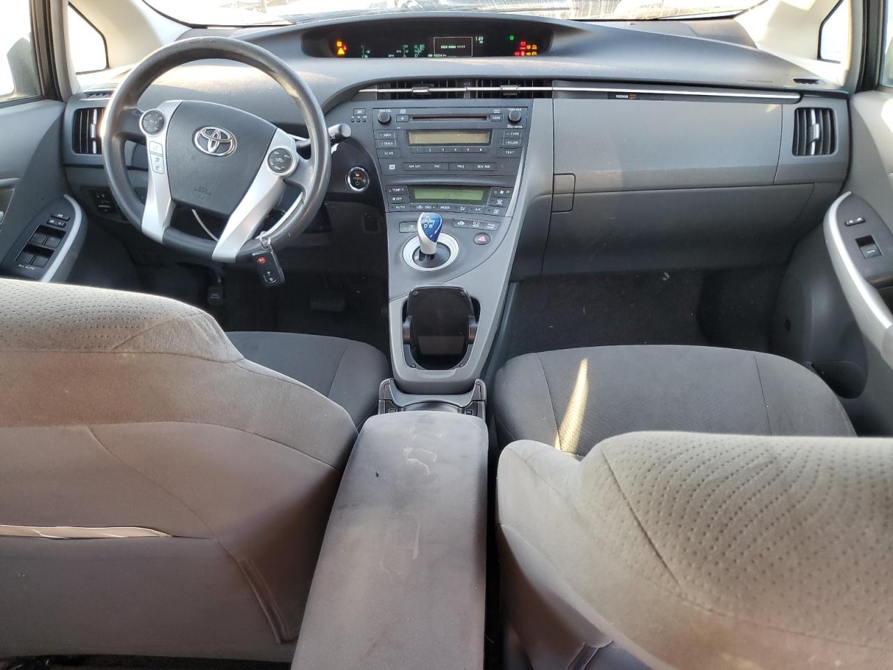 2011 Toyota Prius - Image 8