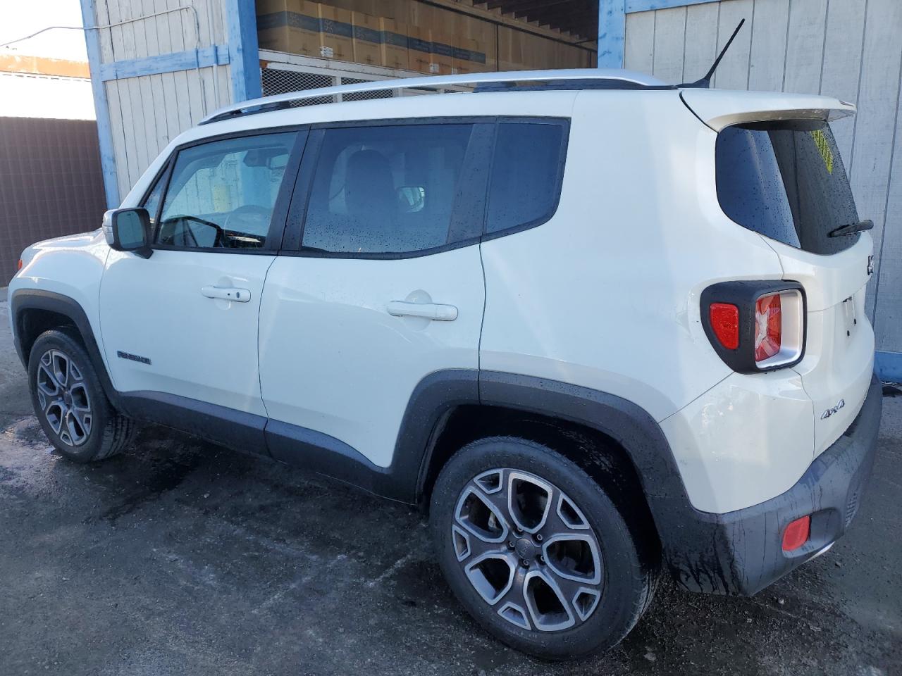 2015 Jeep Renegade - Image 2