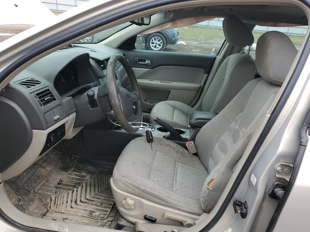 2010 Ford Fusion - Image 7