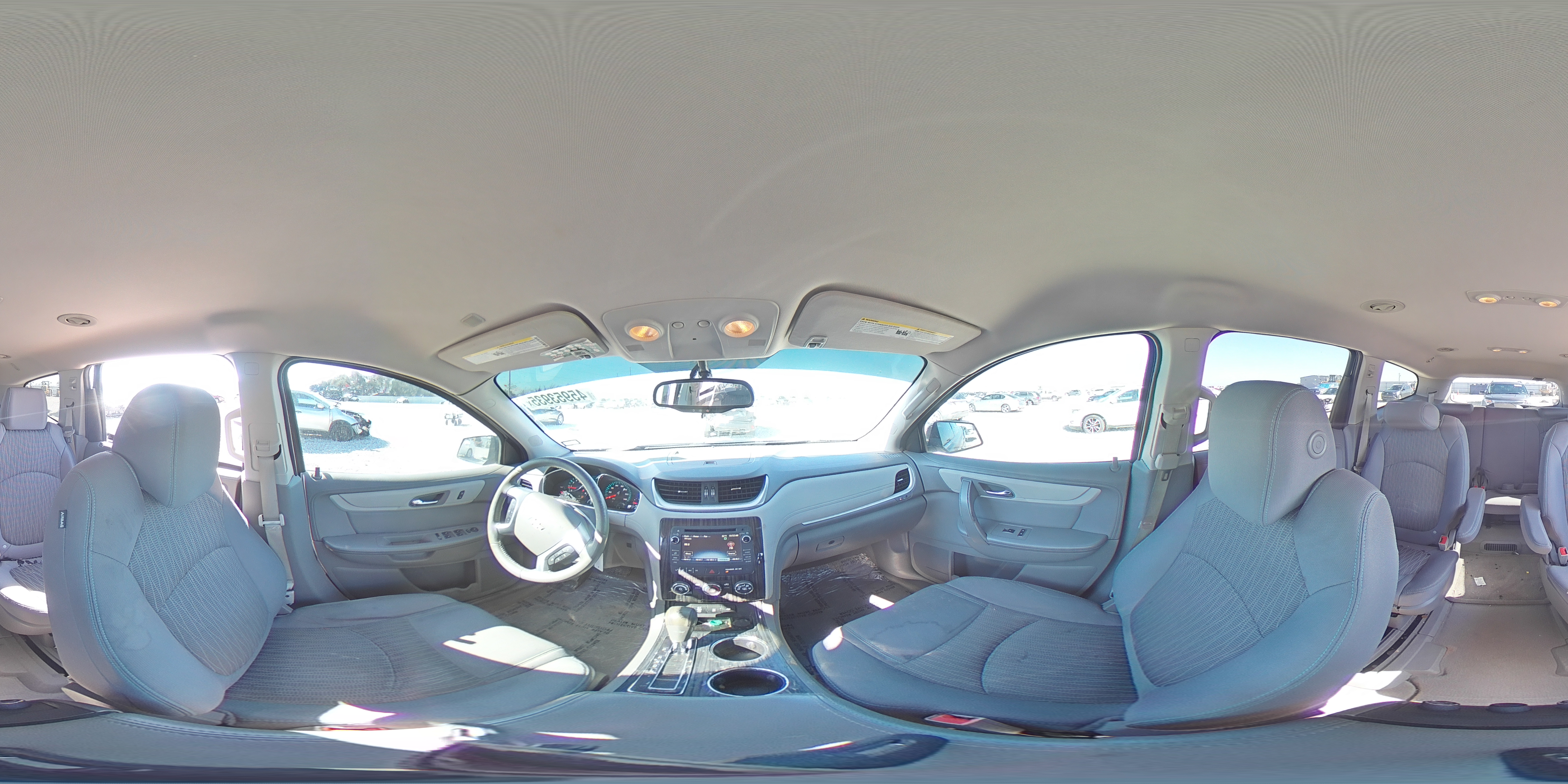 2014 Chevrolet Traverse - Image 13