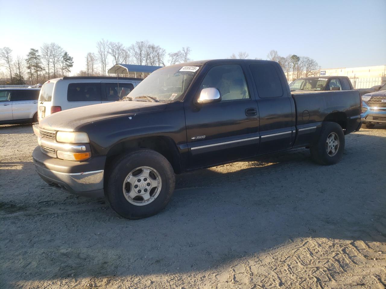 2001 Chevrolet Silverado - Image 1