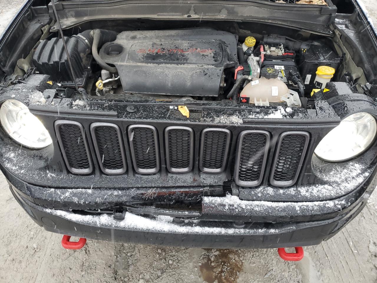 2017 Jeep Renegade - Image 12