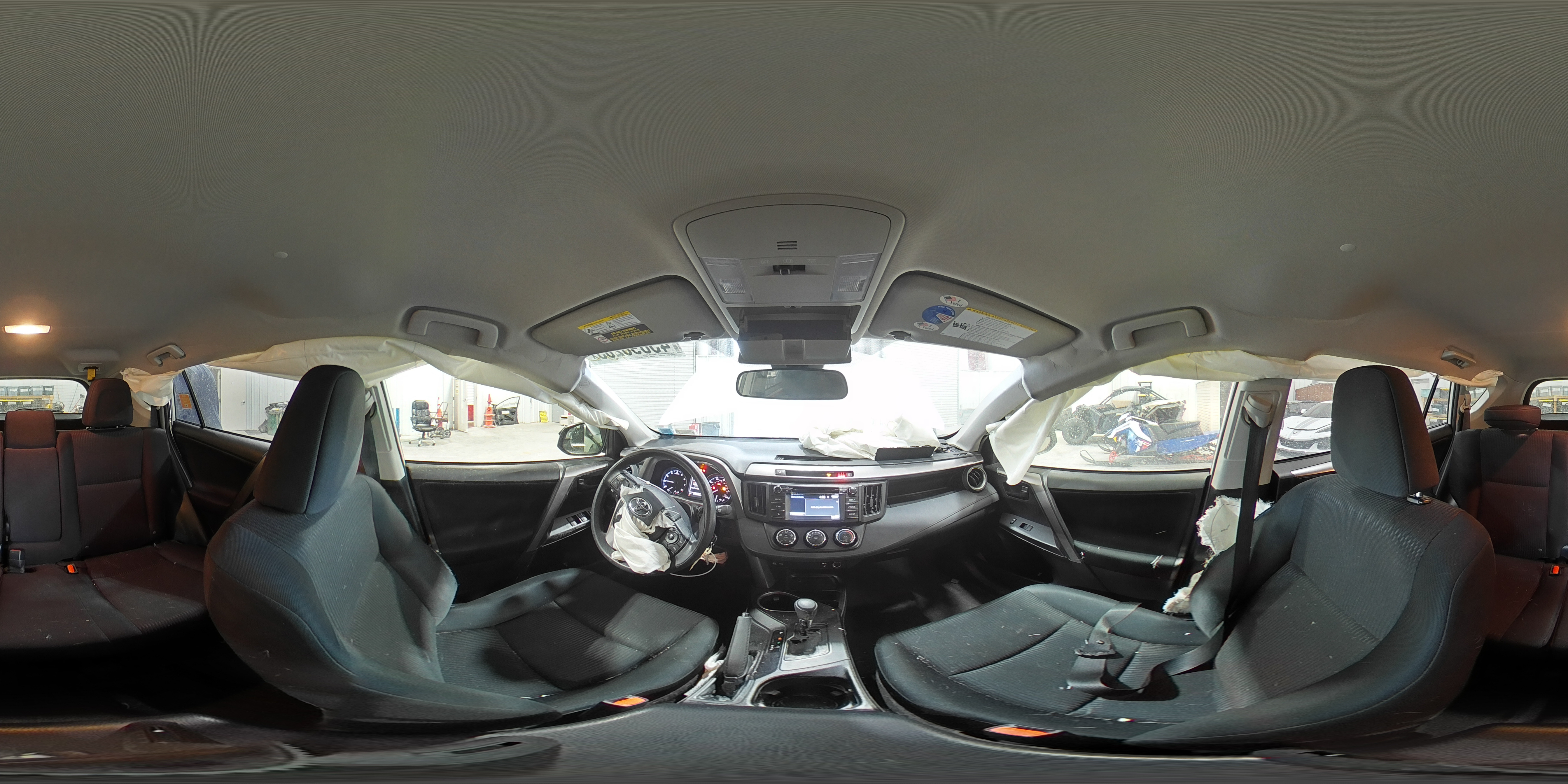 2017 Toyota RAV 4 - Image 13