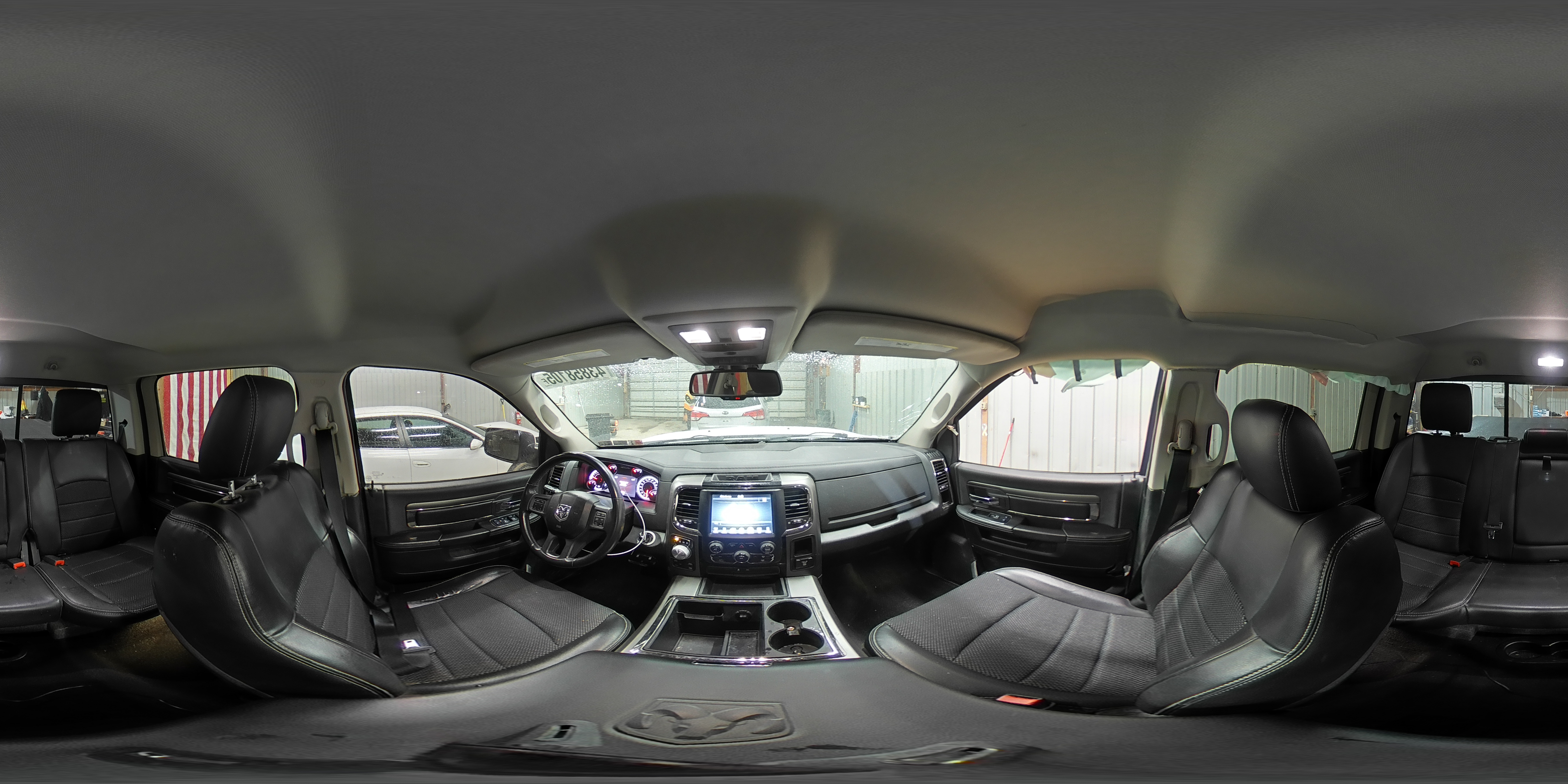 2013 RAM 1500 - Image 13