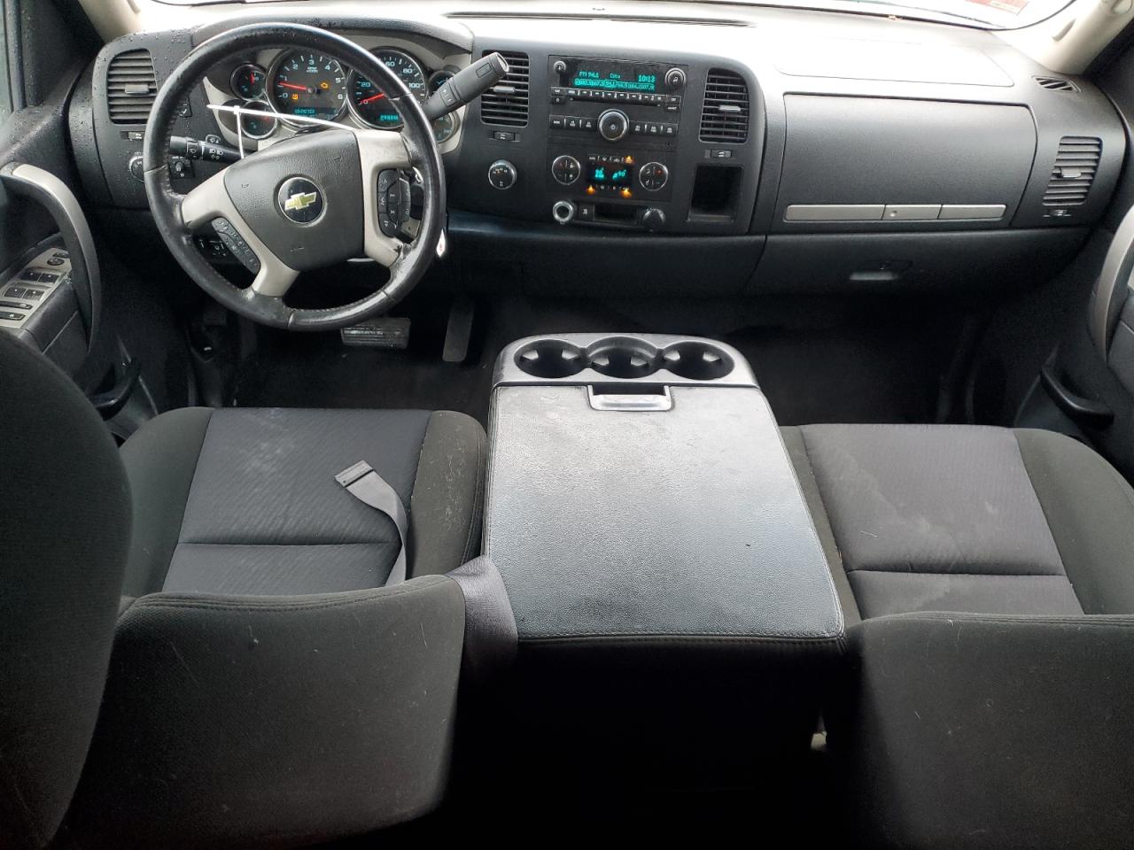 2011 Chevrolet Silverado - Image 8