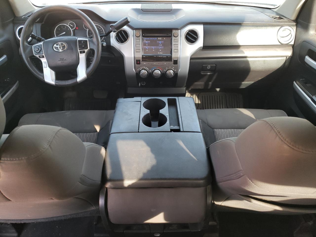 2015 Toyota Tundra - Image 8