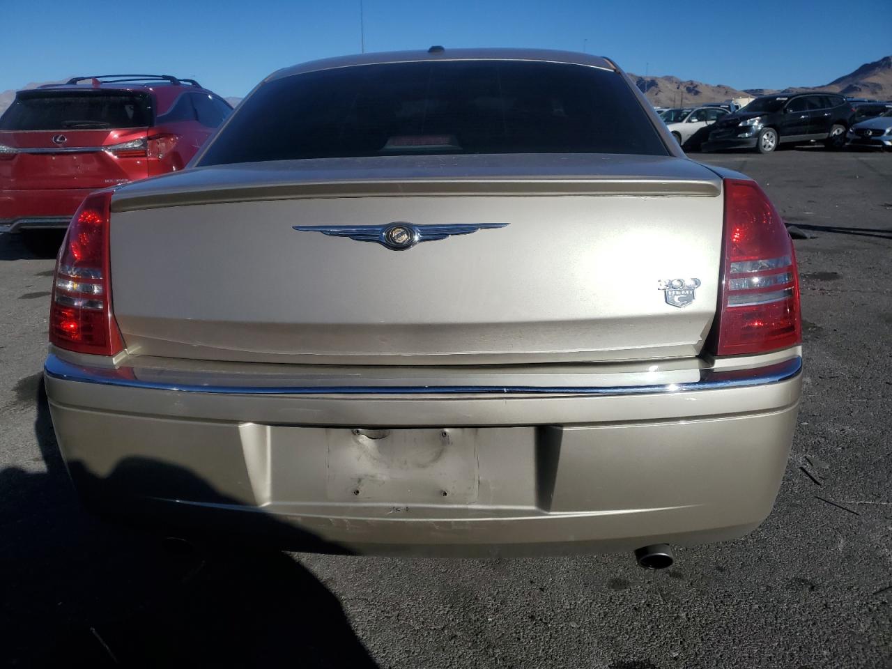 2006 Chrysler 300 - Image 6