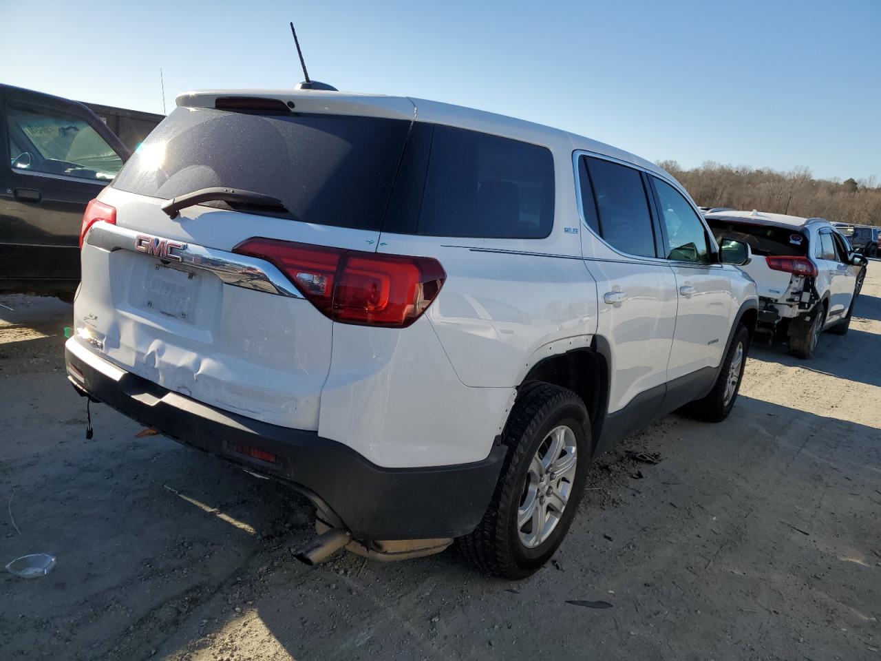 2018 GMC Acadia - Image 3