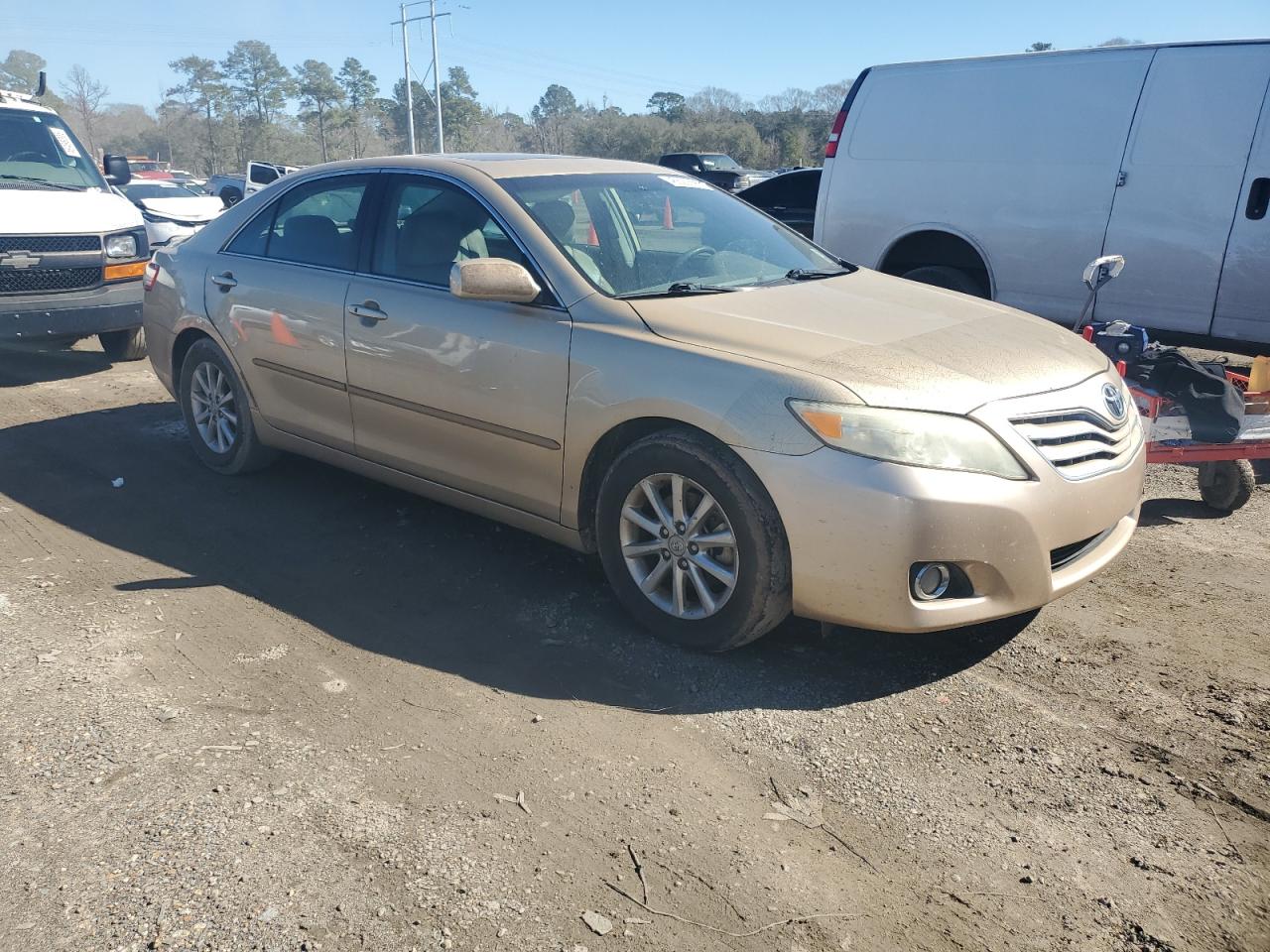 2011 Toyota Camry - Image 4