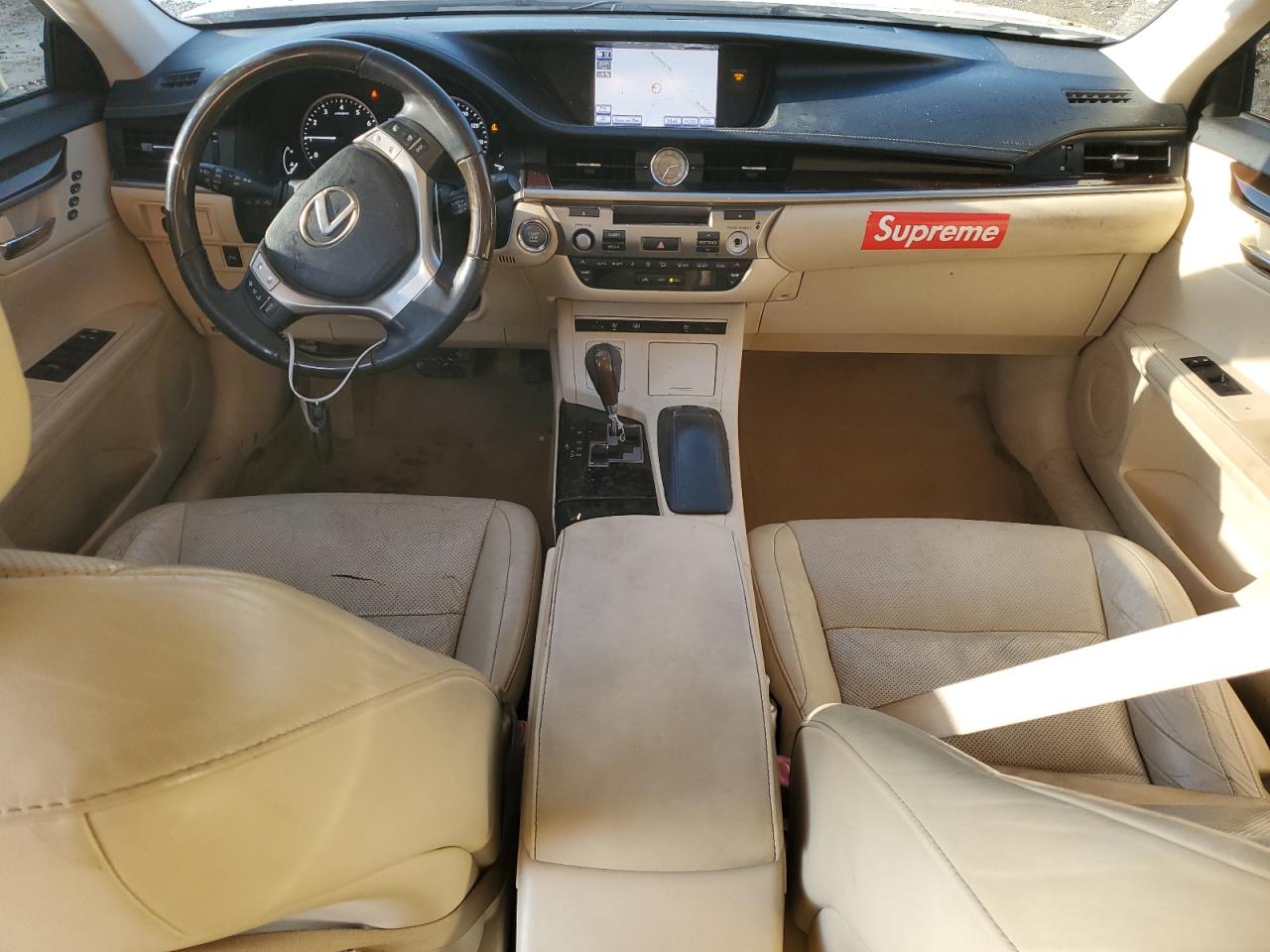 2013 Lexus ES - Image 8