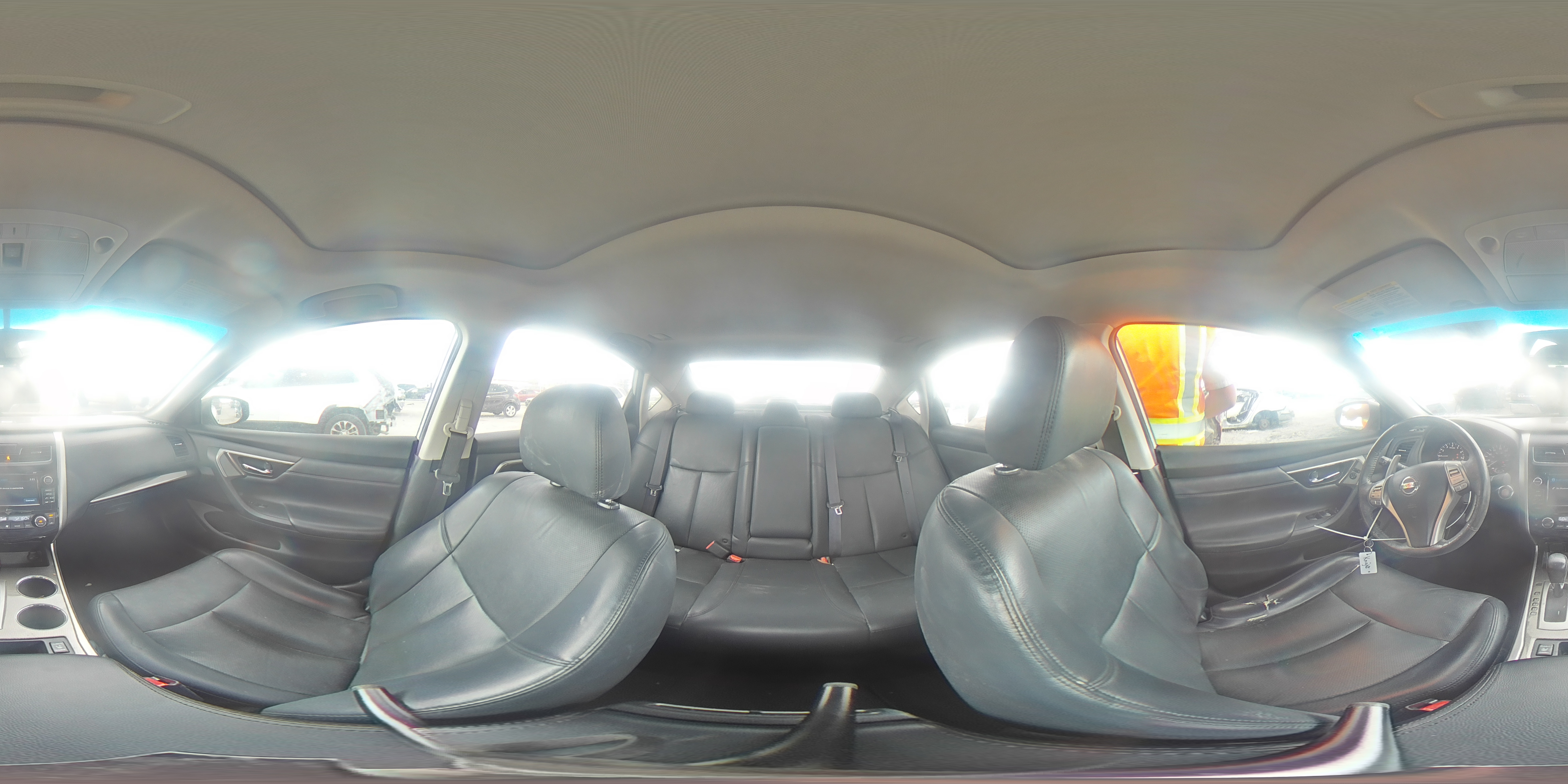 2015 Nissan Altima - Image 12