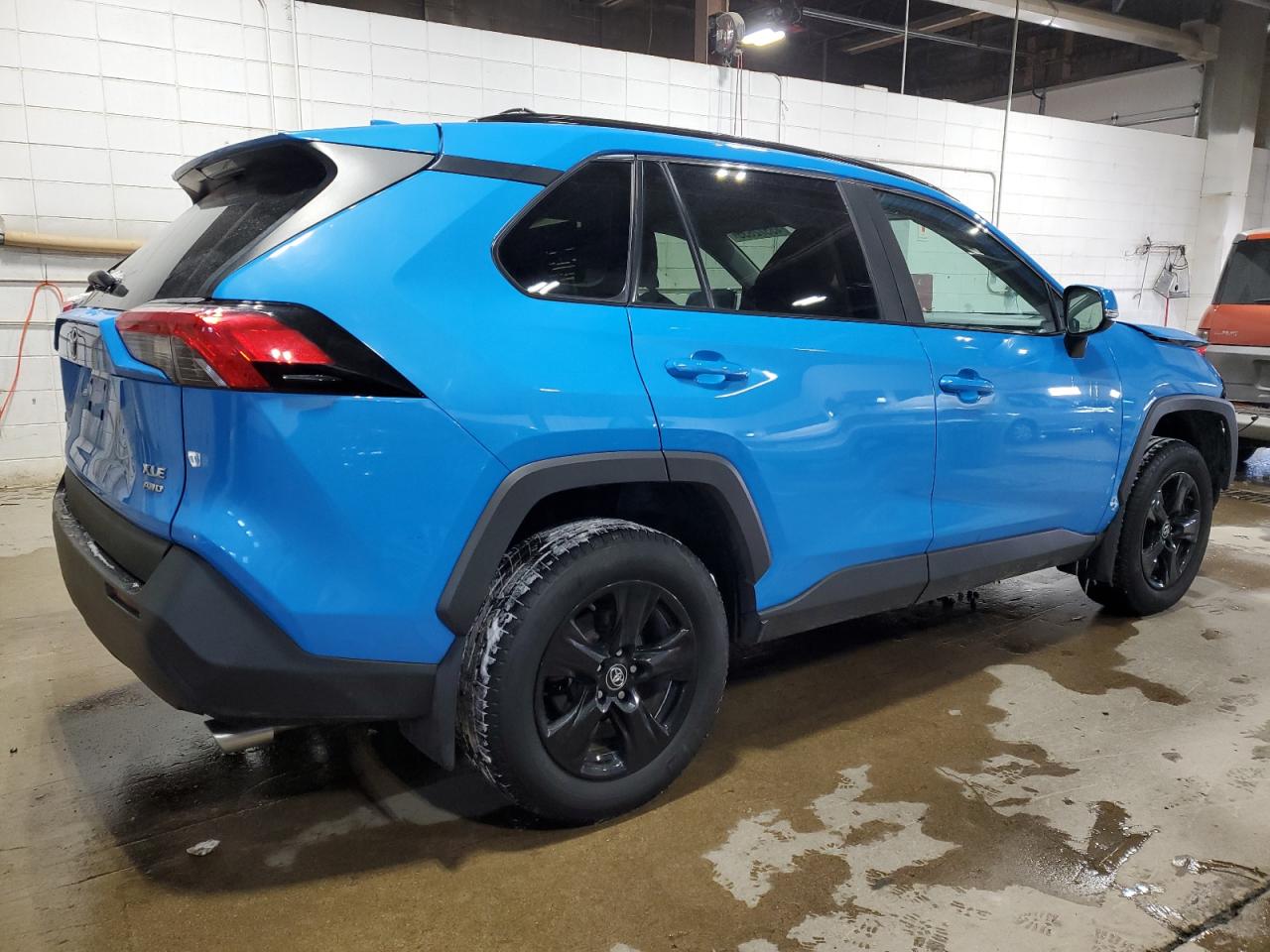 2020 Toyota RAV 4 - Image 3