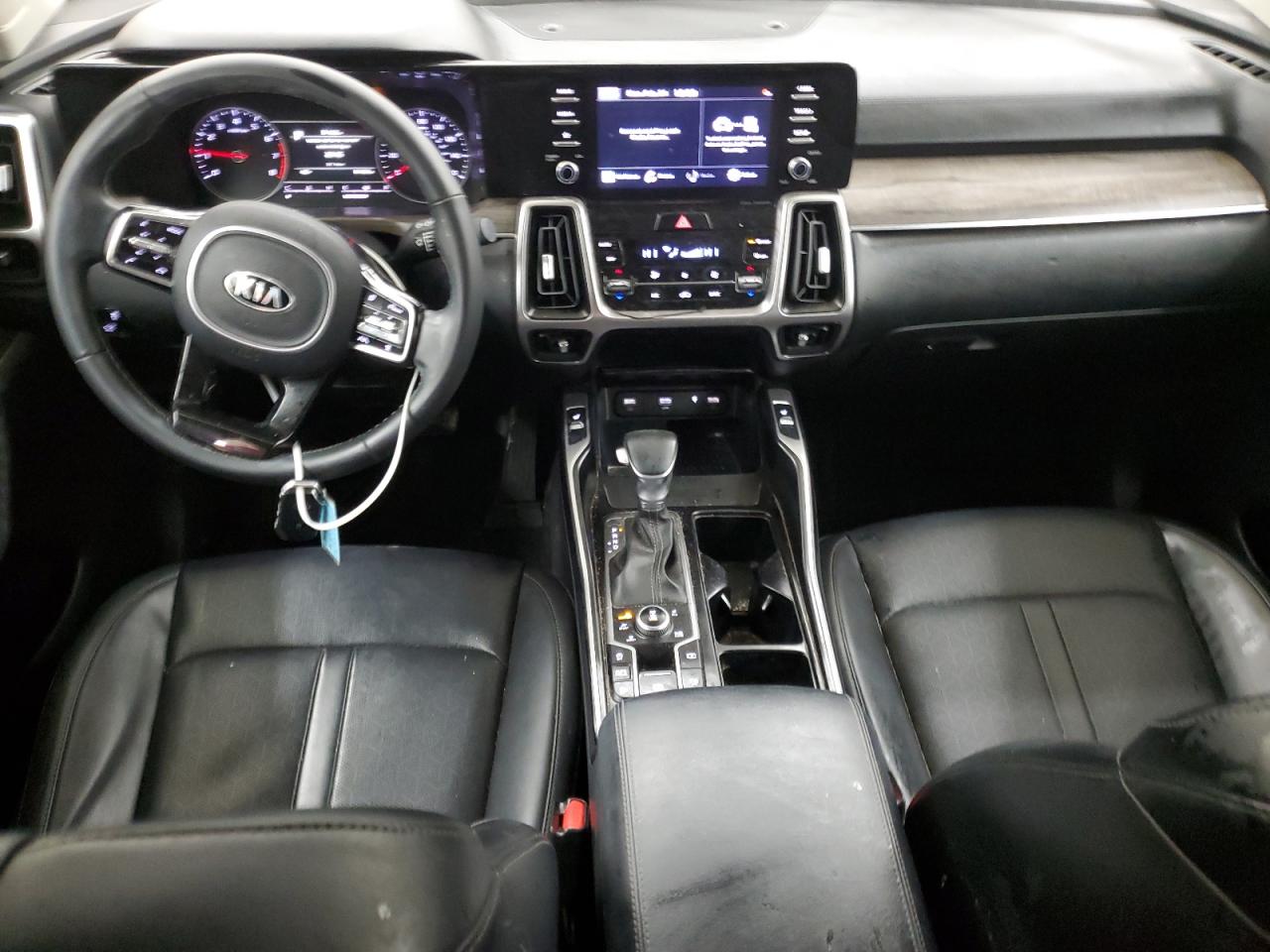 2021 Kia Sorento - Image 8