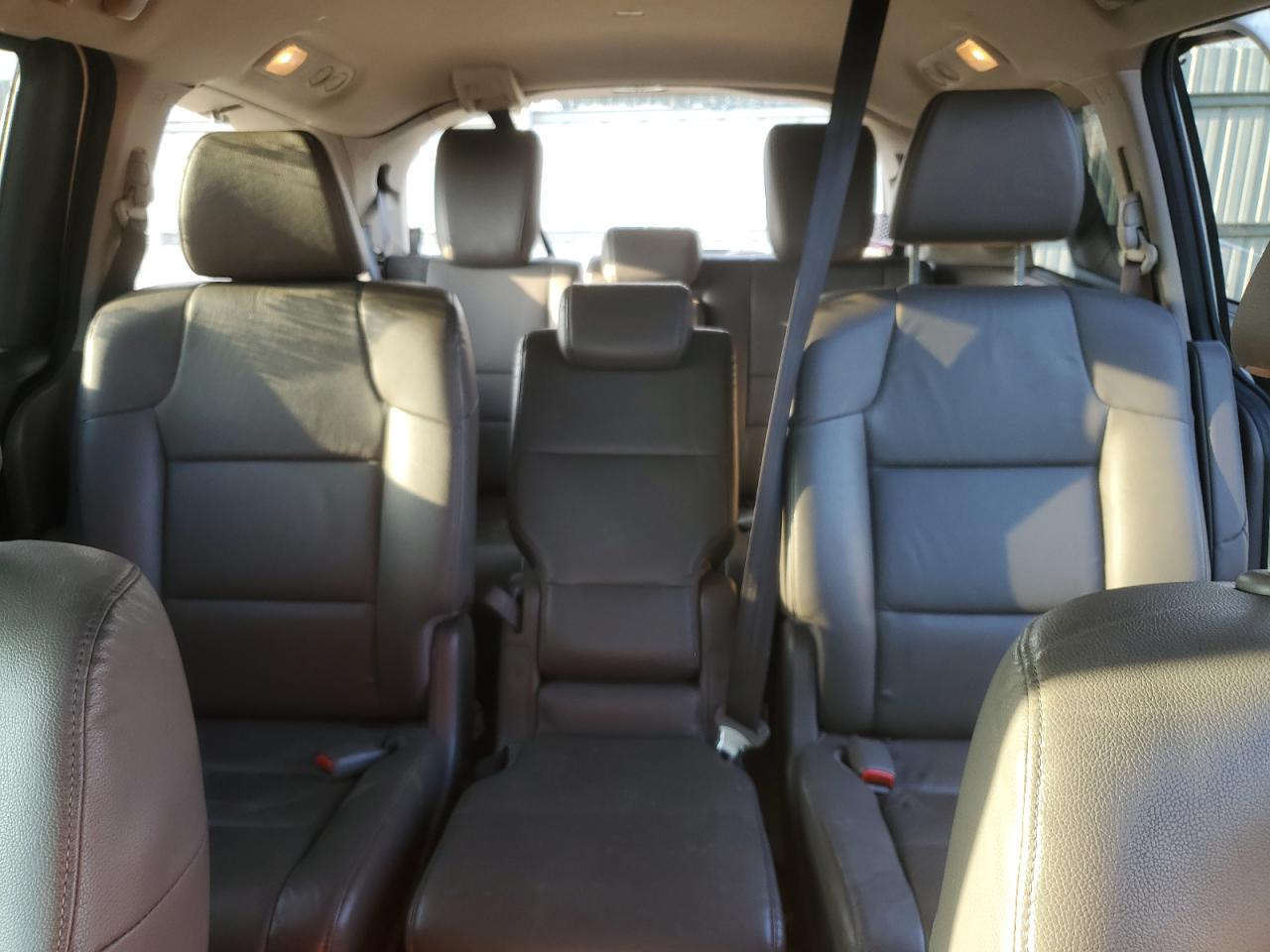 2013 Honda Odyssey - Image 10