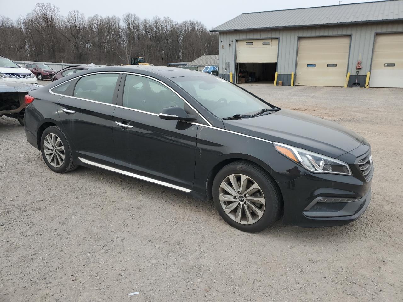 2017 Hyundai Sonata - Image 4