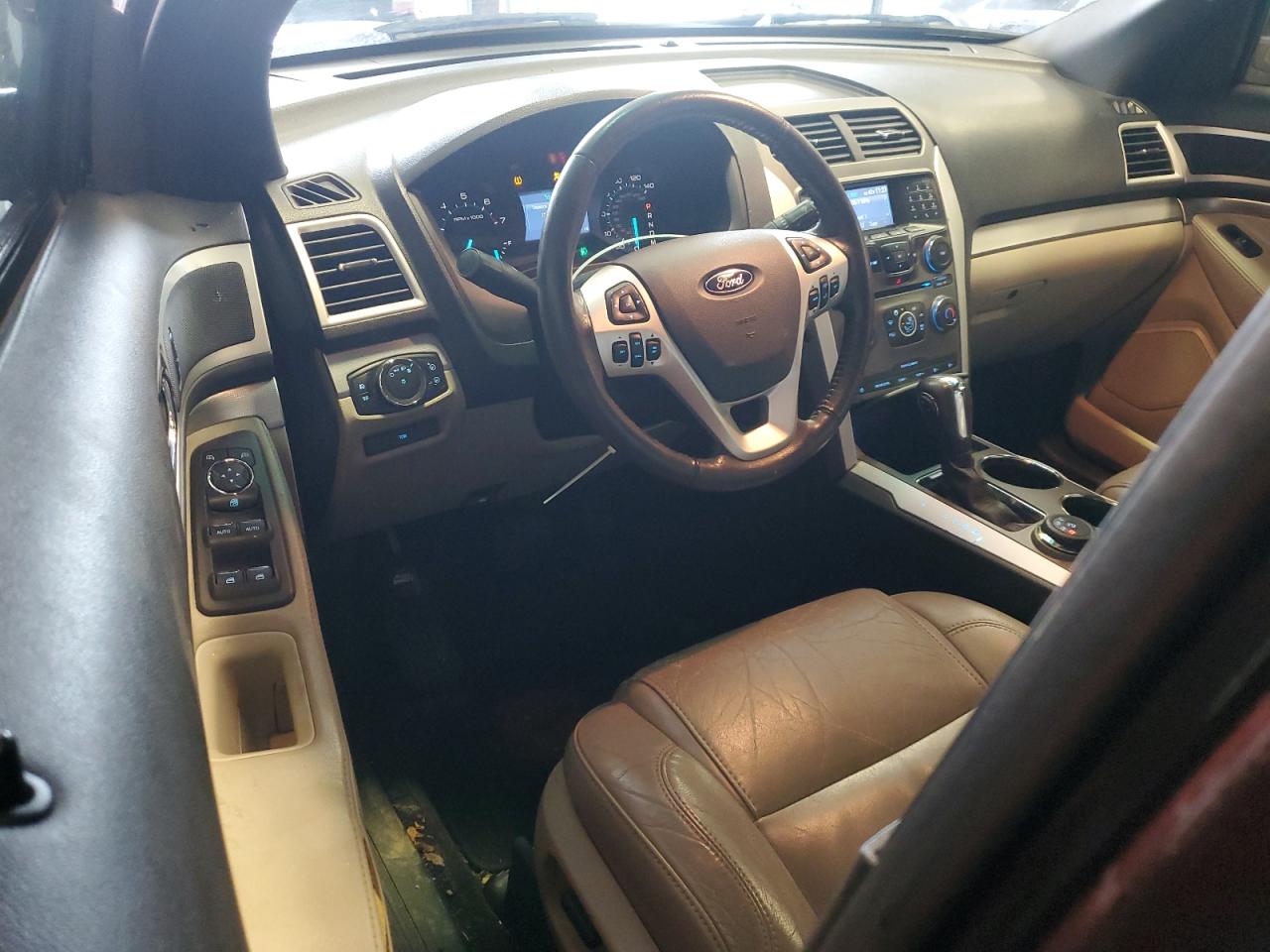 2012 Ford Explorer - Image 8
