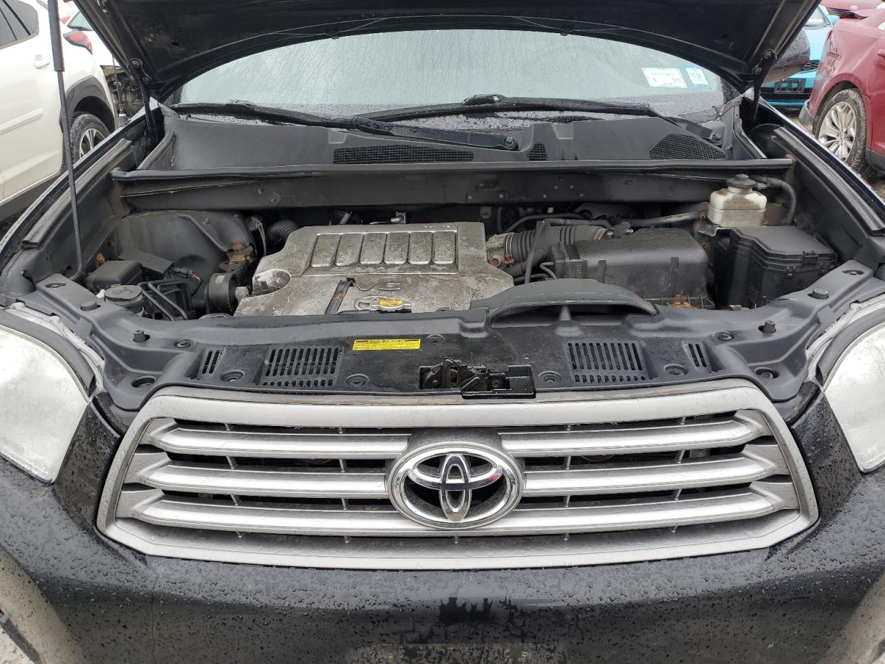 2010 Toyota Highlander - Image 12