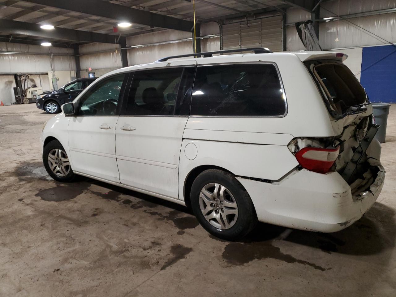 2006 Honda Odyssey - Image 2