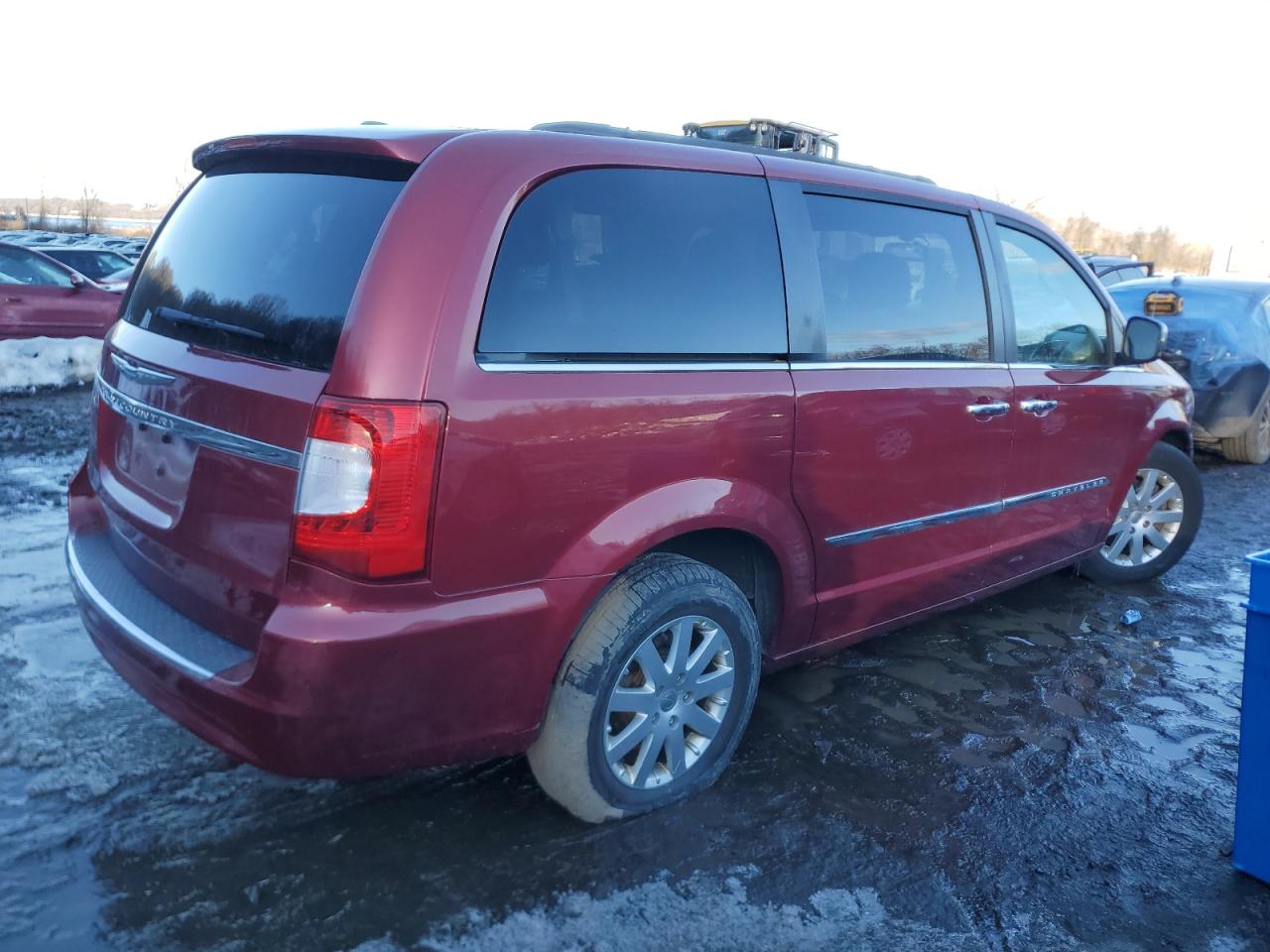 2012 Chrysler Town & Country - Image 3