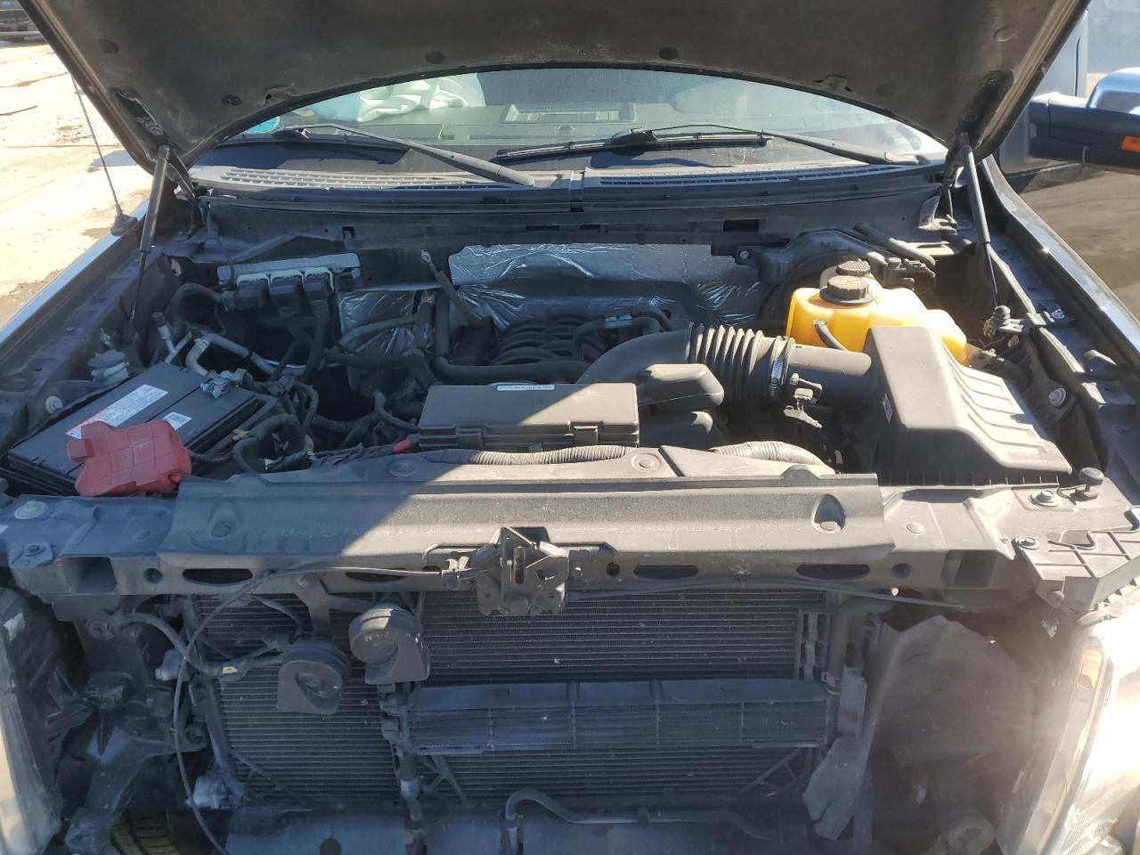2013 Ford F-150 - Image 12
