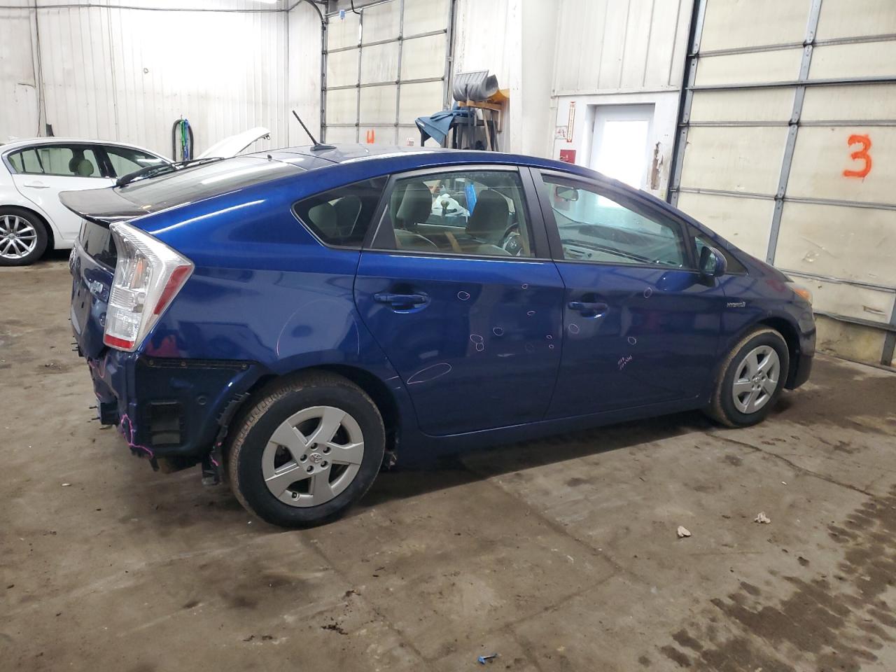 2010 Toyota Prius - Image 3