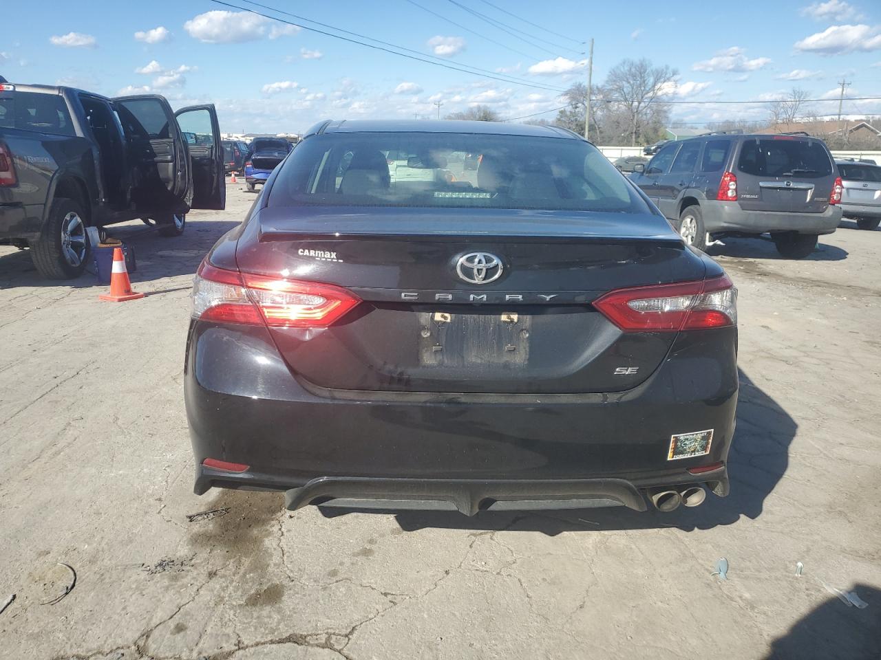 2018 Toyota Camry - Image 6