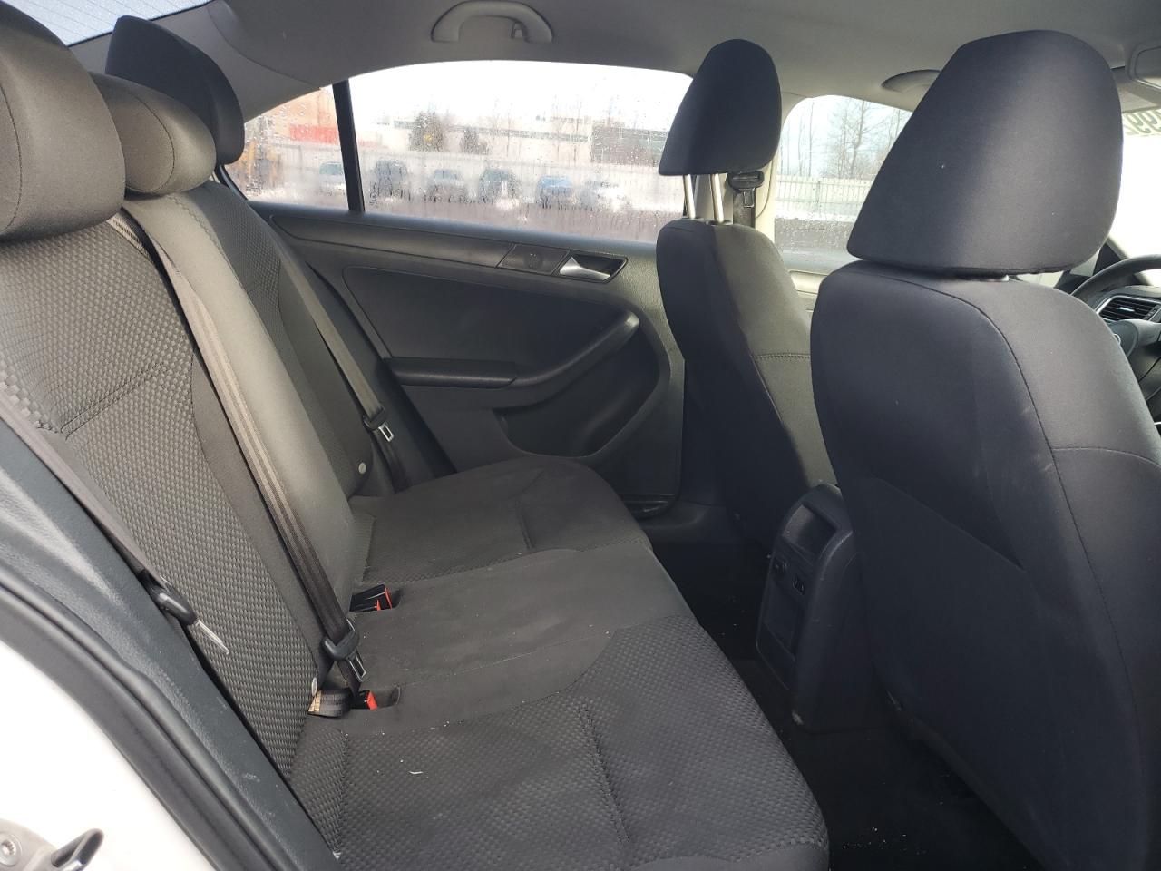 2014 Volkswagen Jetta - Image 10